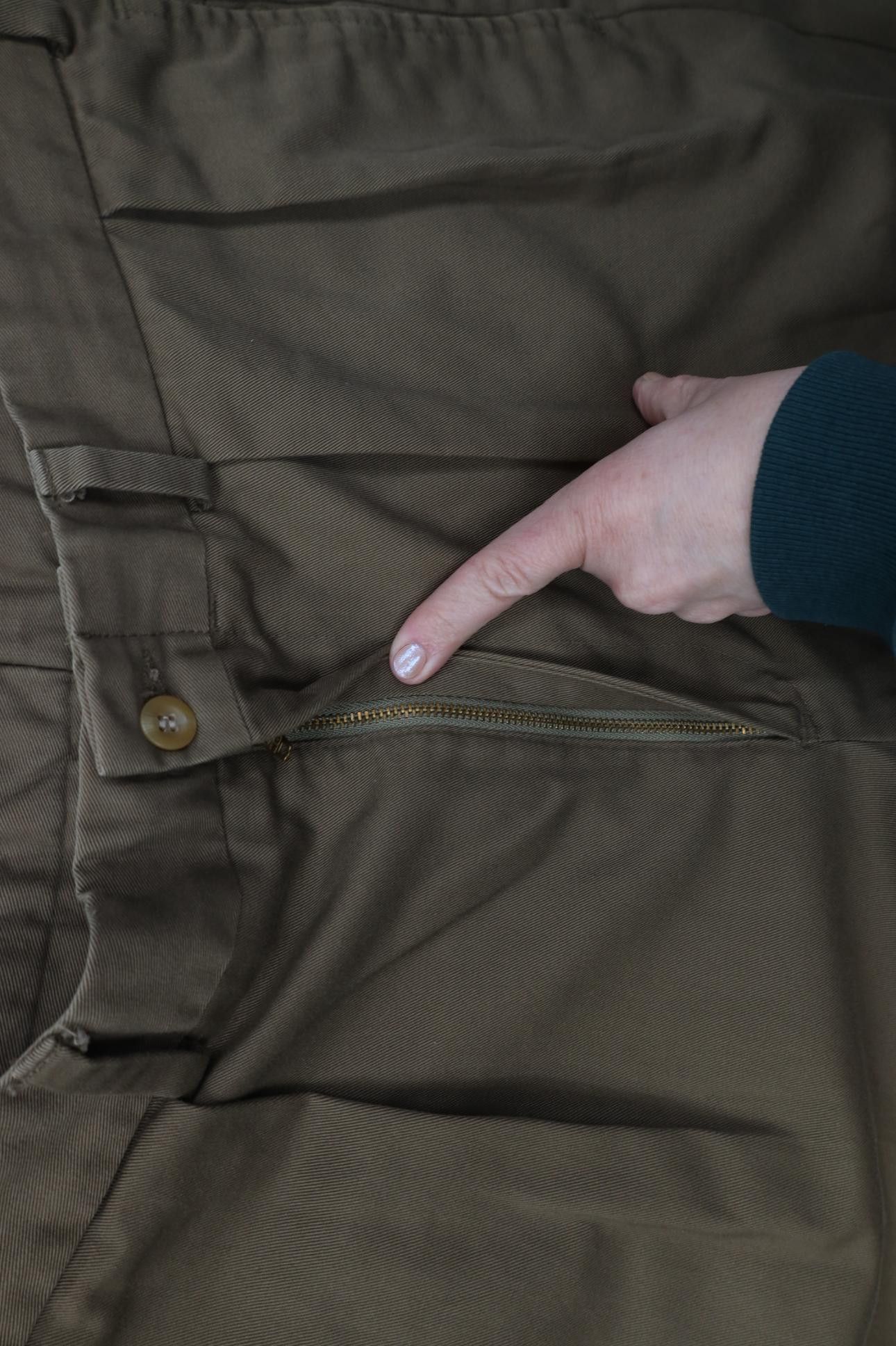 Bills Khakis Vintage 90s Bills Khakis Heavyweight Wide Leg Chino Pants Size US 38 / EU 54 - 6 Thumbnail