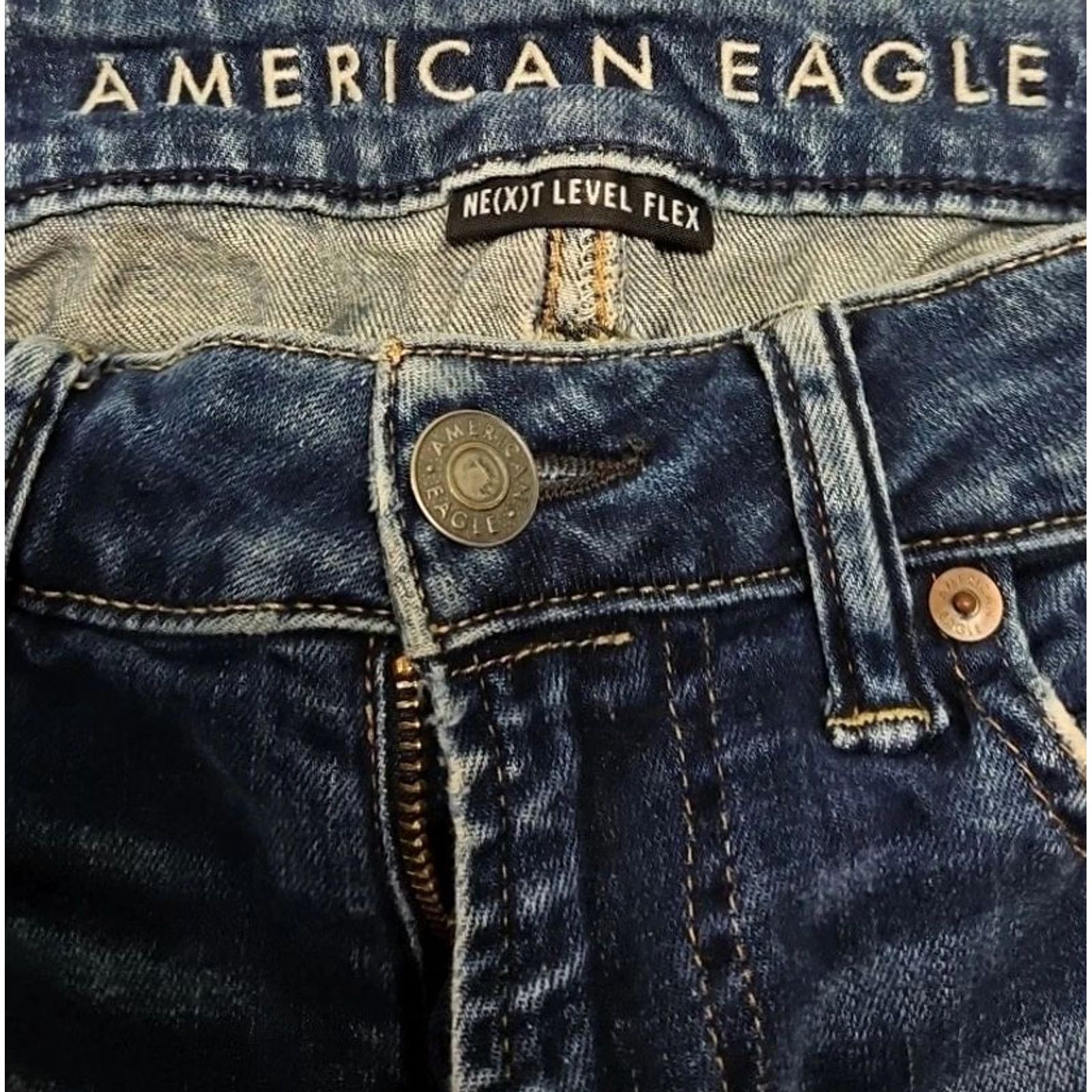 American Eagle Outfitters American Eagle Outfitters Jeans Women 29x32 Straight Denim Distressed Knee Low Rise Blue Jeans Women Regular Fit 29in Inseam Low Rise Distressed Knee Size 26" / US 2 / IT 38 - 7 Thumbnail