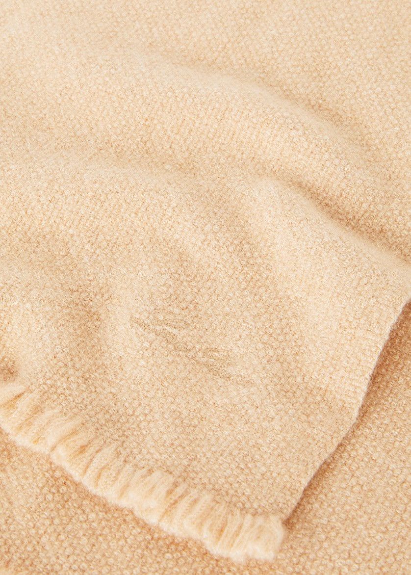 Loro Piana o1srvl11e0325 FAO1052 Size: OS / Silk Scarf in Beige Size ONE SIZE - 2 Thumbnail