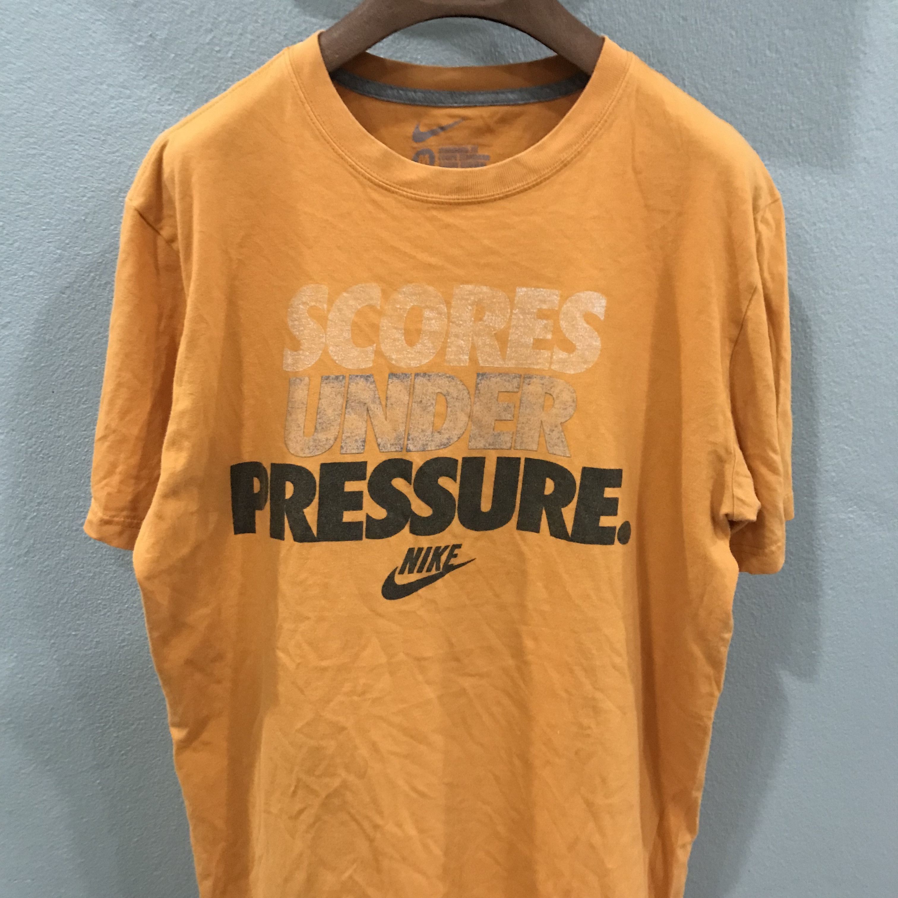 Nike Nike Swoosh Orange Shirt Tees Size US M / EU 48-50 / 2 - 3 Thumbnail