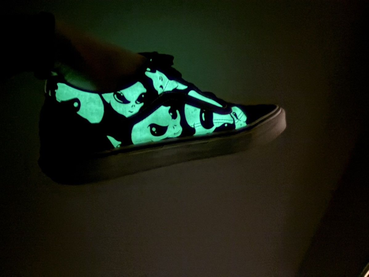 Vans Vans Old Skool Alien Ghosts Low Top Sneakers Size US 10 / EU 43 - 1 Thumbnail