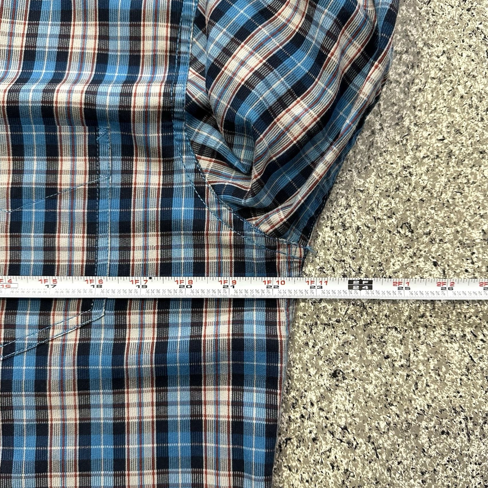 Vintage G.H. Bass & Co. Button-Up Shirt Mens M Plaid Corded Poplin Blue, Long Sleeve, Button-Down, Cotton-Polyester, Casual Shirt Size US M / EU 48-50 / 2 - 5 Thumbnail