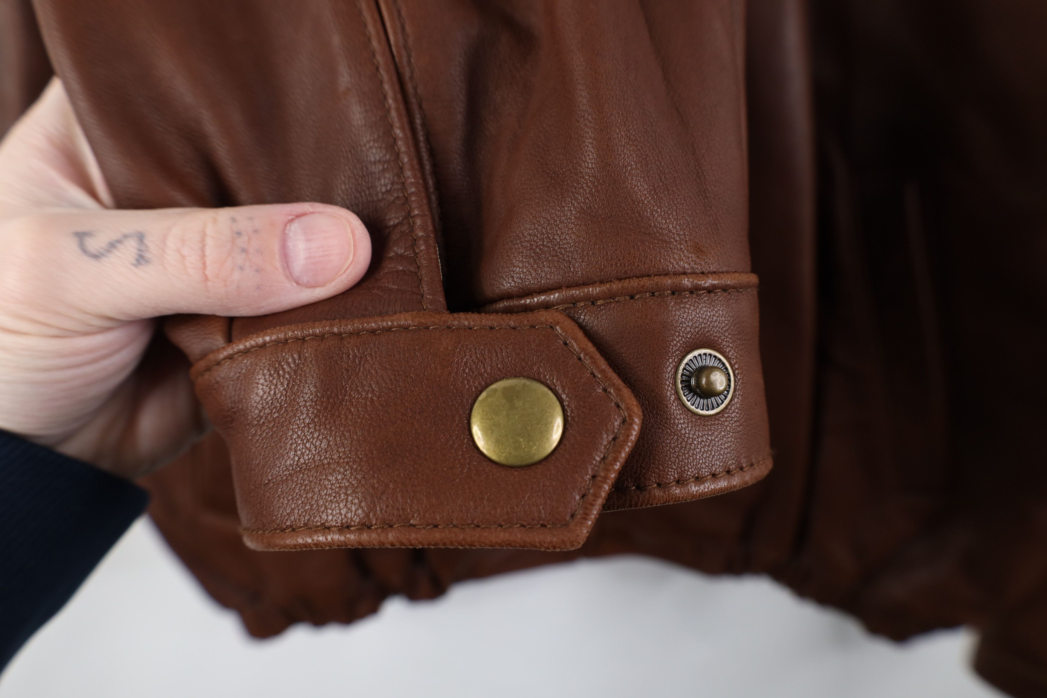 Vintage Vintage 90s Y2K Streetwear Leather Cafe Bomber Jacket Brown Size US M / EU 48-50 / 2 - 8 Thumbnail