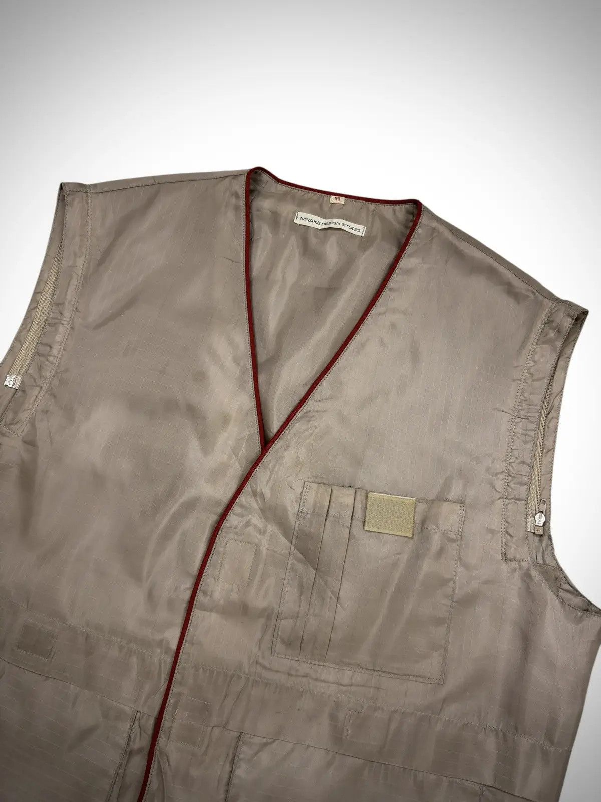 Issey Miyake ©81 RARE ARCHIVE MUSEUM VEST MIYAKE STUDIO SONY STEVE JOBS Size US M / EU 48-50 / 2 - 6 Thumbnail