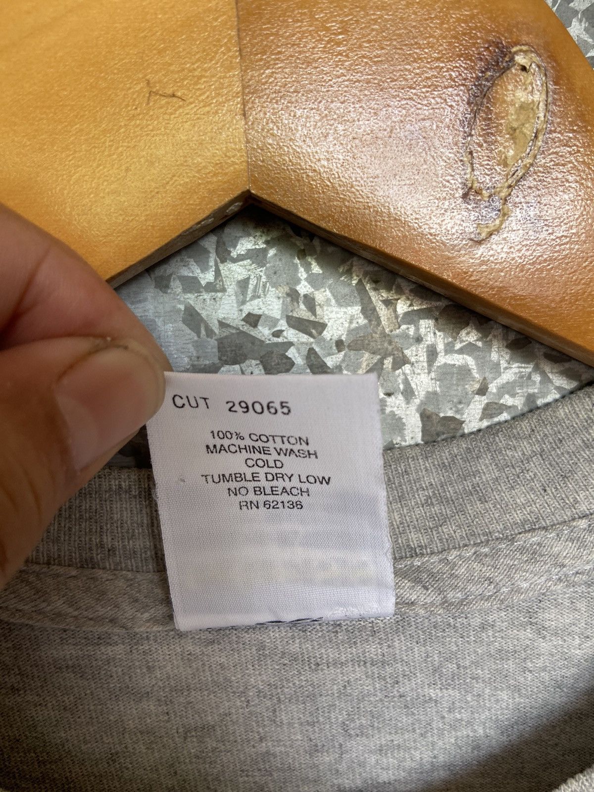 Georges Marciano 🔥 Vintage 90s Vintage Guess t shirt american vintage Size US L / EU 52-54 / 3 - 6 Thumbnail
