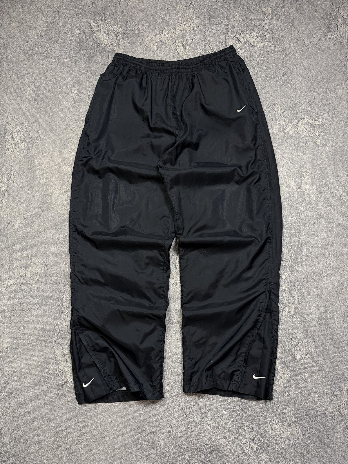 Nike Vintage Nike track pants black size xl baggy y2k Size US 36 / EU 52 - 6 Thumbnail