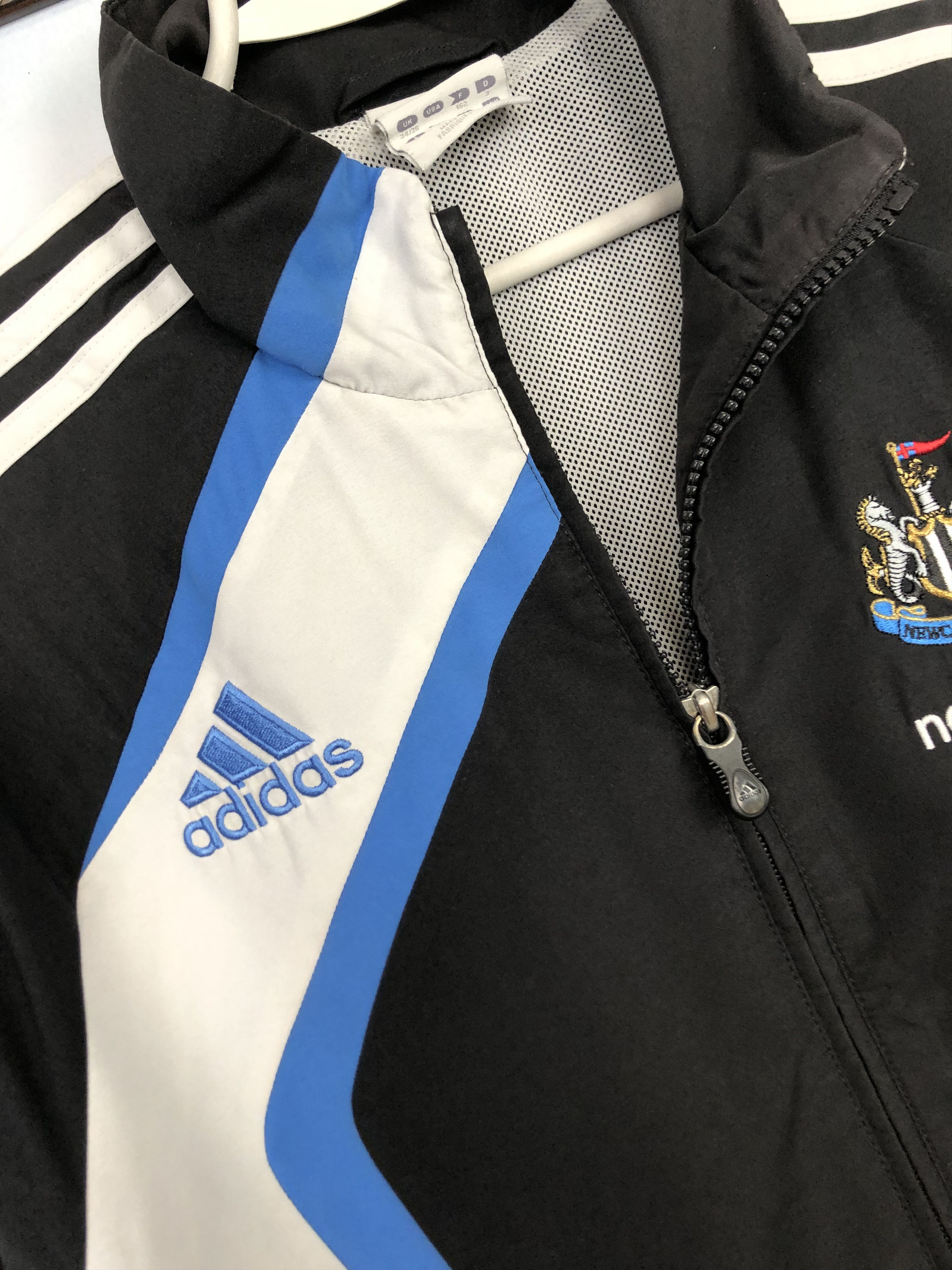 Adidas Vintage Adidas Newcastle United Football Jacket Soccer Size US S / EU 44-46 / 1 - 5 Thumbnail