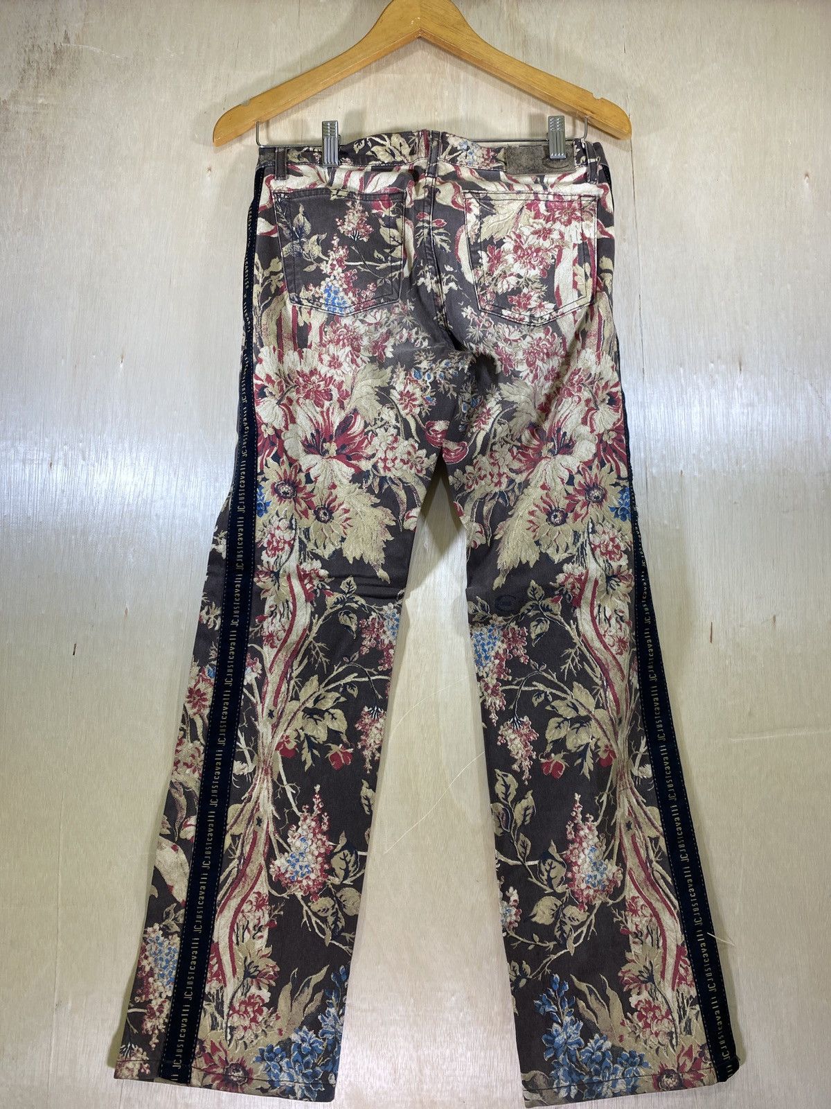 Roberto Cavalli floral aop Size US 30 / EU 46 - 2 Thumbnail