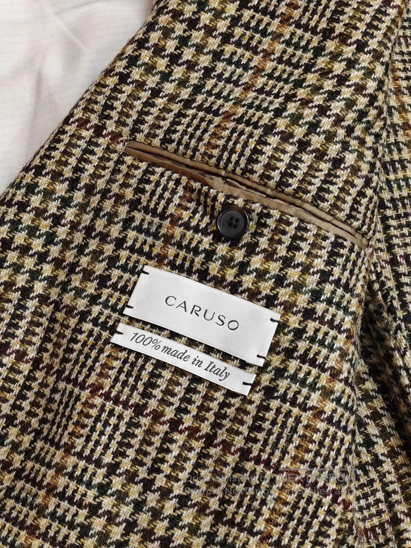 Caruso Caruso Brown Houndstooth Wool Blazer. Size US S / EU 44-46 / 1 - 7 Thumbnail