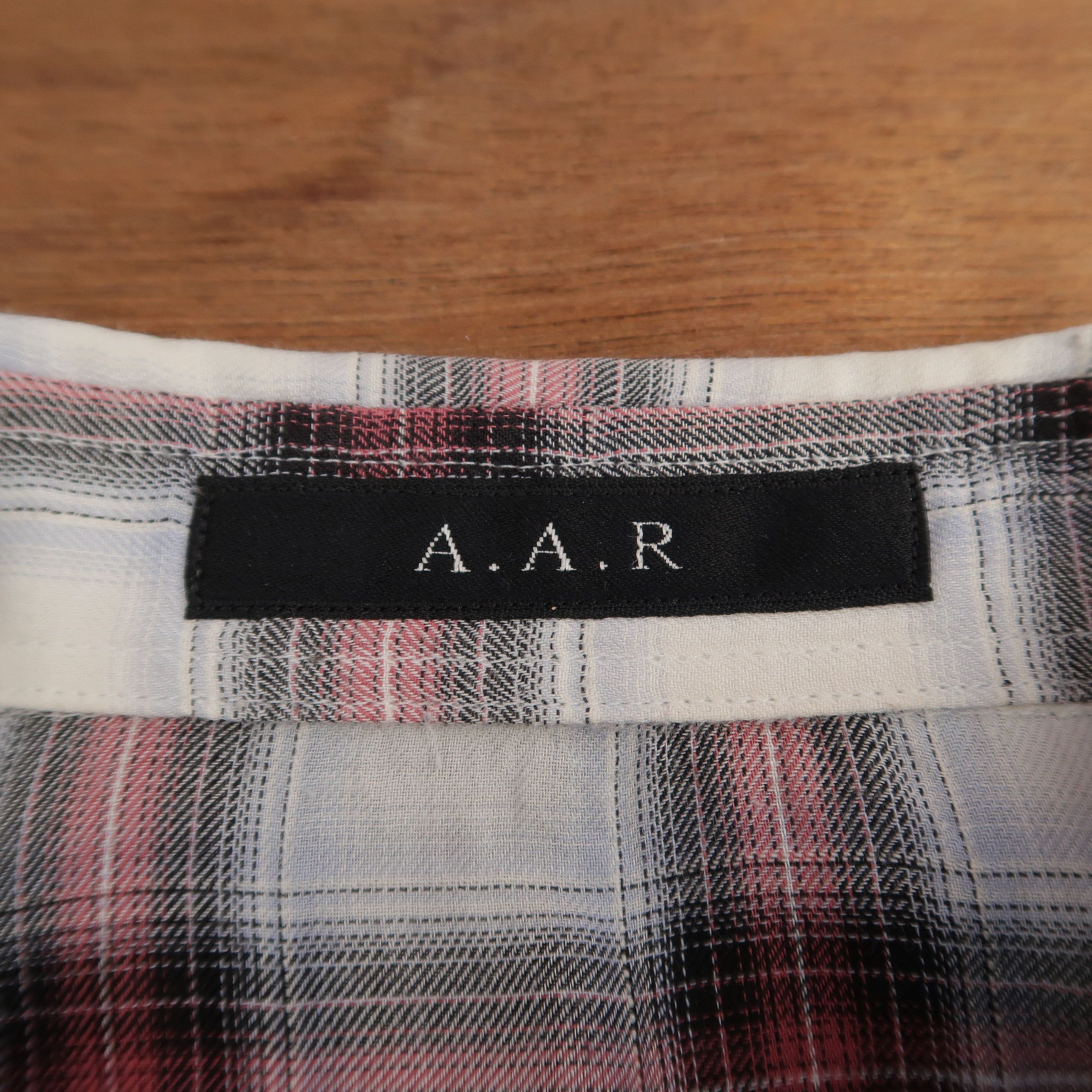 Yohji Yamamoto 90s Yohji Yamamoto AAR Psychedelic Plaid Shirt Size US S / EU 44-46 / 1 - 4 Thumbnail