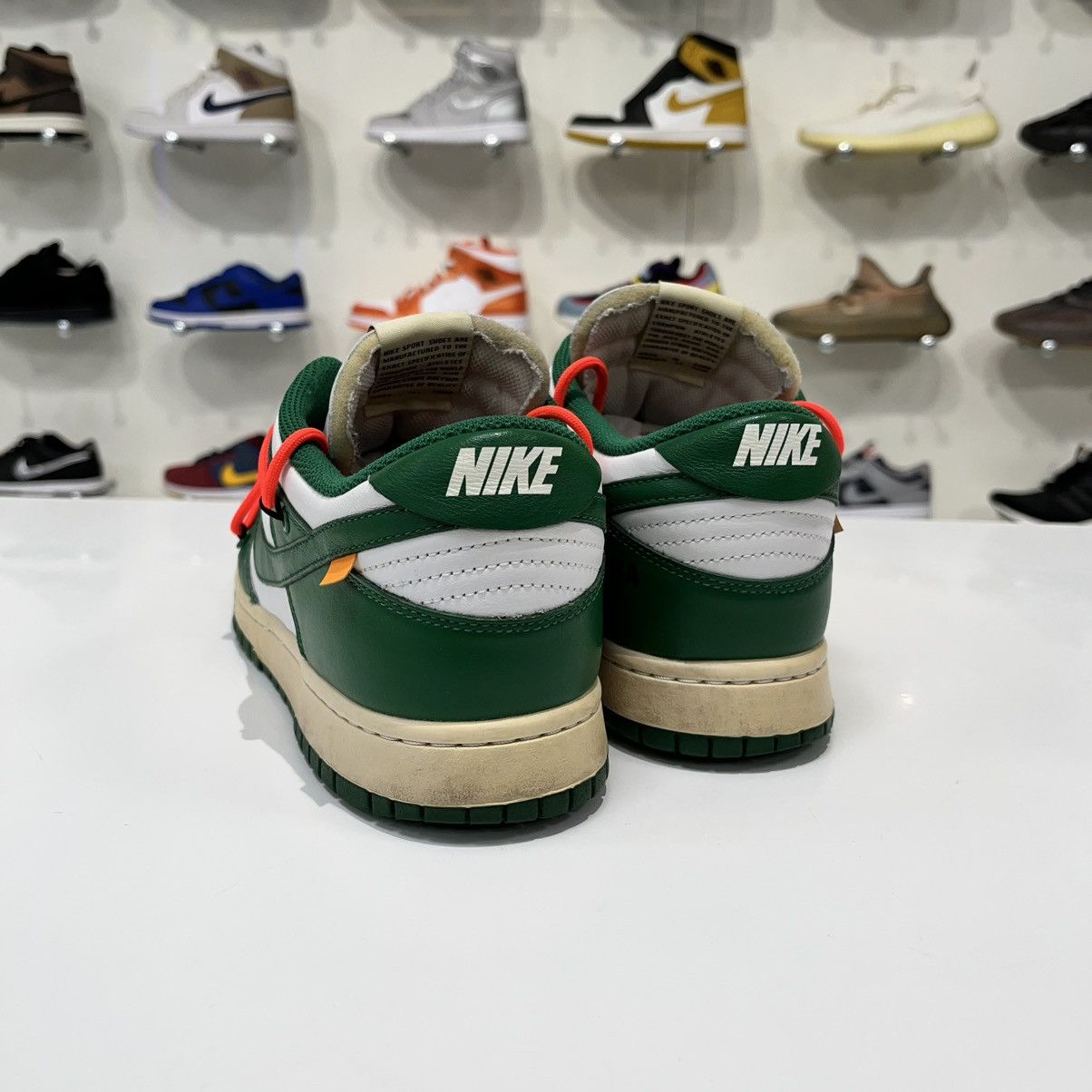 Nike × Off-White Nike Dunk Low x Off-White Pine Green Size US 10 / EU 43 - 4 Thumbnail