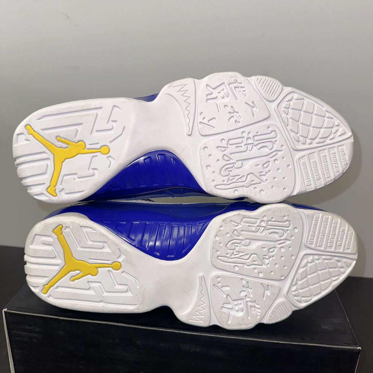 Jordan Brand Size 13 - Air Jordan 9 Retro Kobe New Size US 13 / EU 46 - 5 Thumbnail