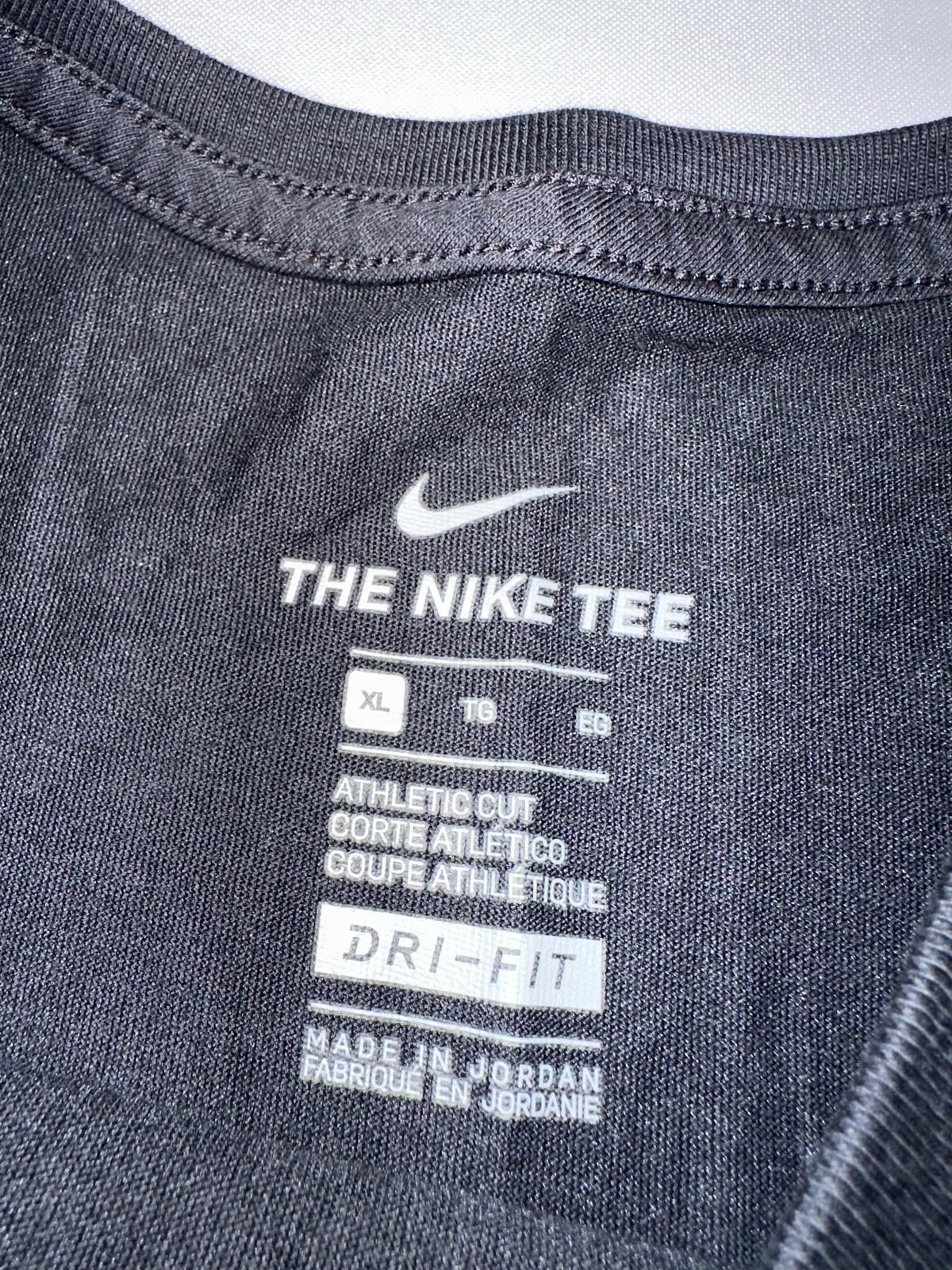 Nike Nike Men’s Heartbeat Cardiology Cardiologist Heart Graphic T-Shirt Sample Size US L / EU 52-54 / 3 - 4 Thumbnail