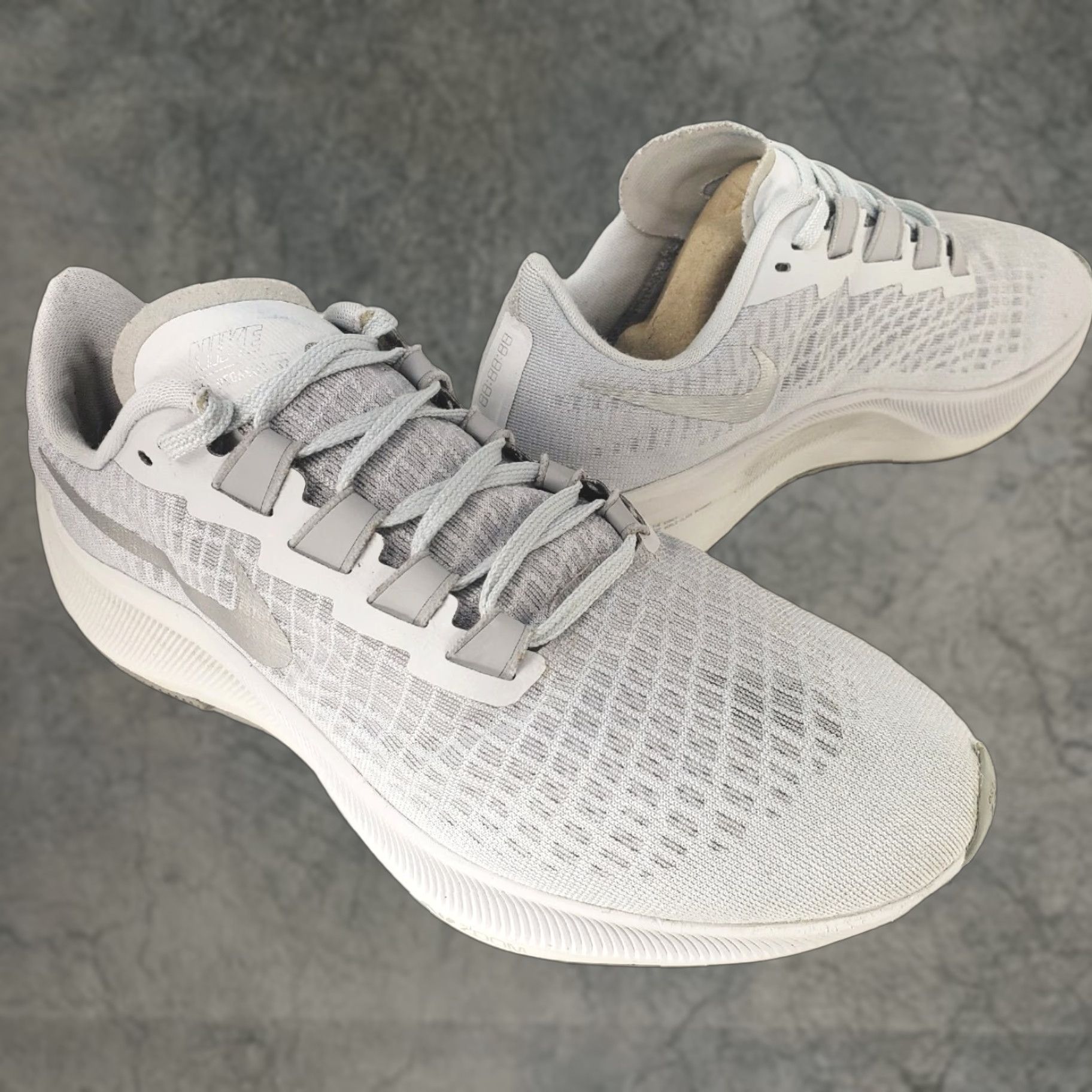 Nike NIKE AIR ZOOM PEGASUS 37 Women's 10B White Gray Platinum BQ9647-009 Sneakers Athletic Shoes Women Size US 10 / IT 40 - 1 Thumbnail