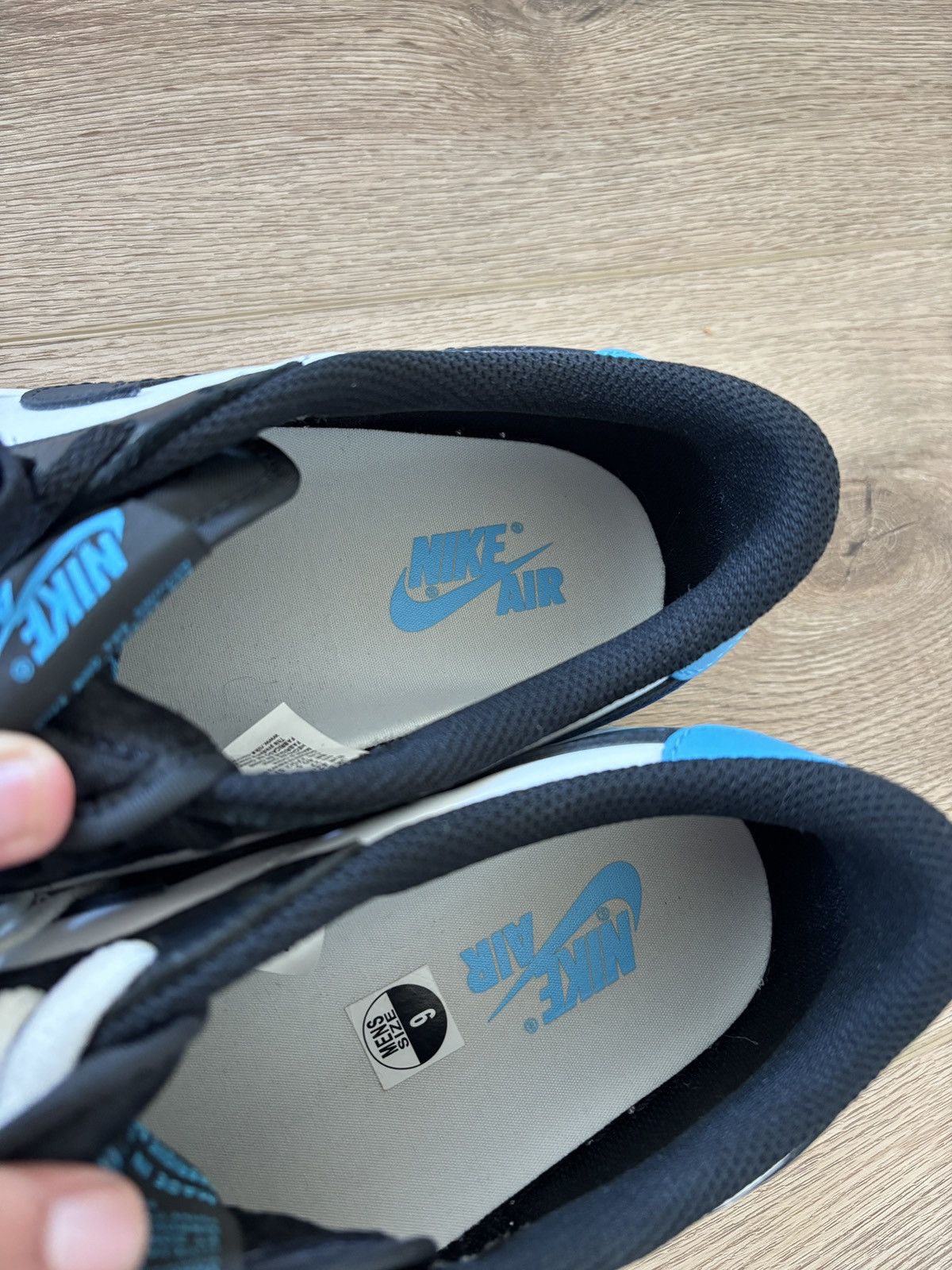 Jordan Brand × Nike Jordan 1 Low OG Powder Blue UNC Size US 9 / EU 42 - 5 Thumbnail