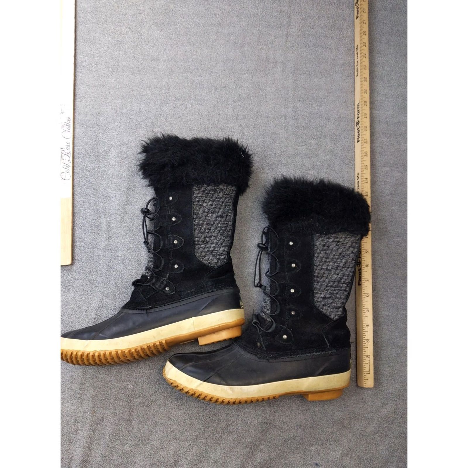 Vintage BEARPAW Snow Boots Womens Size 11 42 Black Suede Mid-Calf Waterproof Snow Boot Winter Outdoor Lined Fur Trim Shoes Mens Womens Boys Girls Size US 11 / IT 41 - 2 Thumbnail