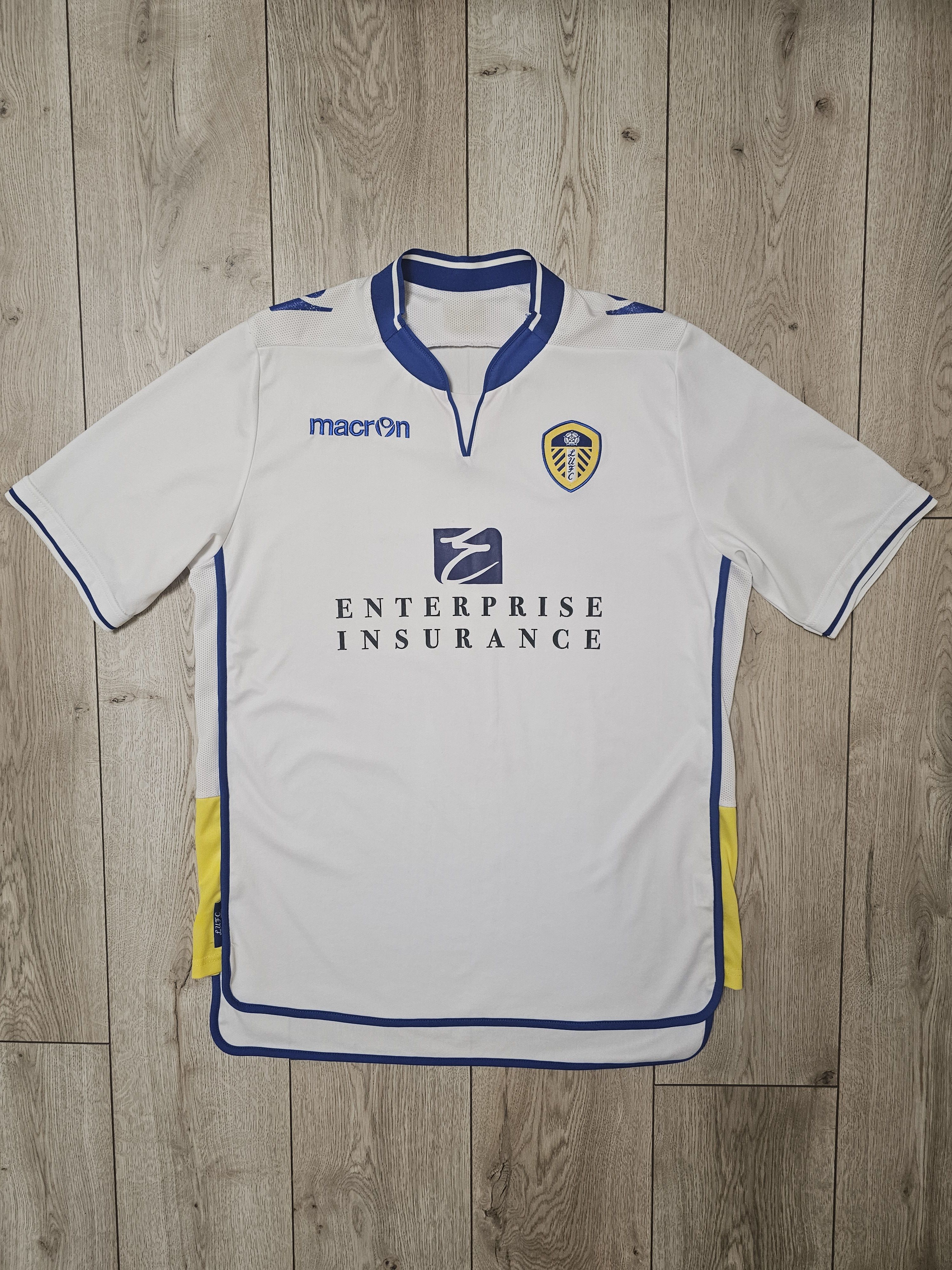 Vintage LEEDS UNITED 2012 2013 HOME FOOTBALL SHIRT SOCCER JERSEY Size US XL / EU 56 / 4 - 1 Thumbnail