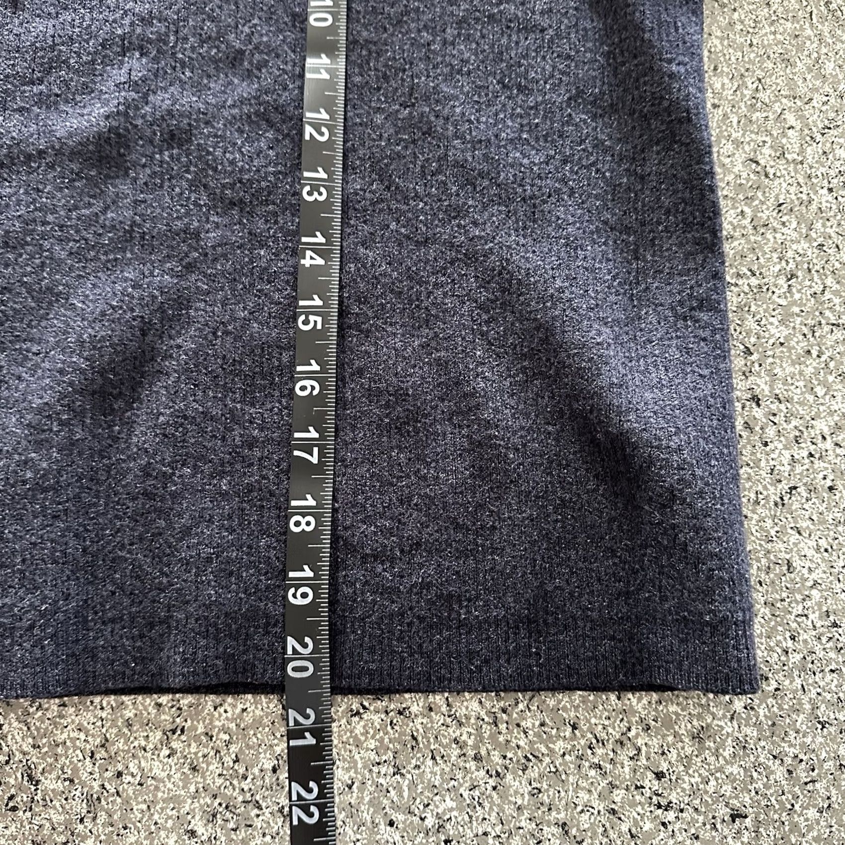 Brooks Brothers Brooks Brothers Sweater Turtleneck Womens XL Regular Merino Wool Navy/Blue Classic Knit Pullover Size XL / US 12-14 / IT 48-50 - 5 Thumbnail