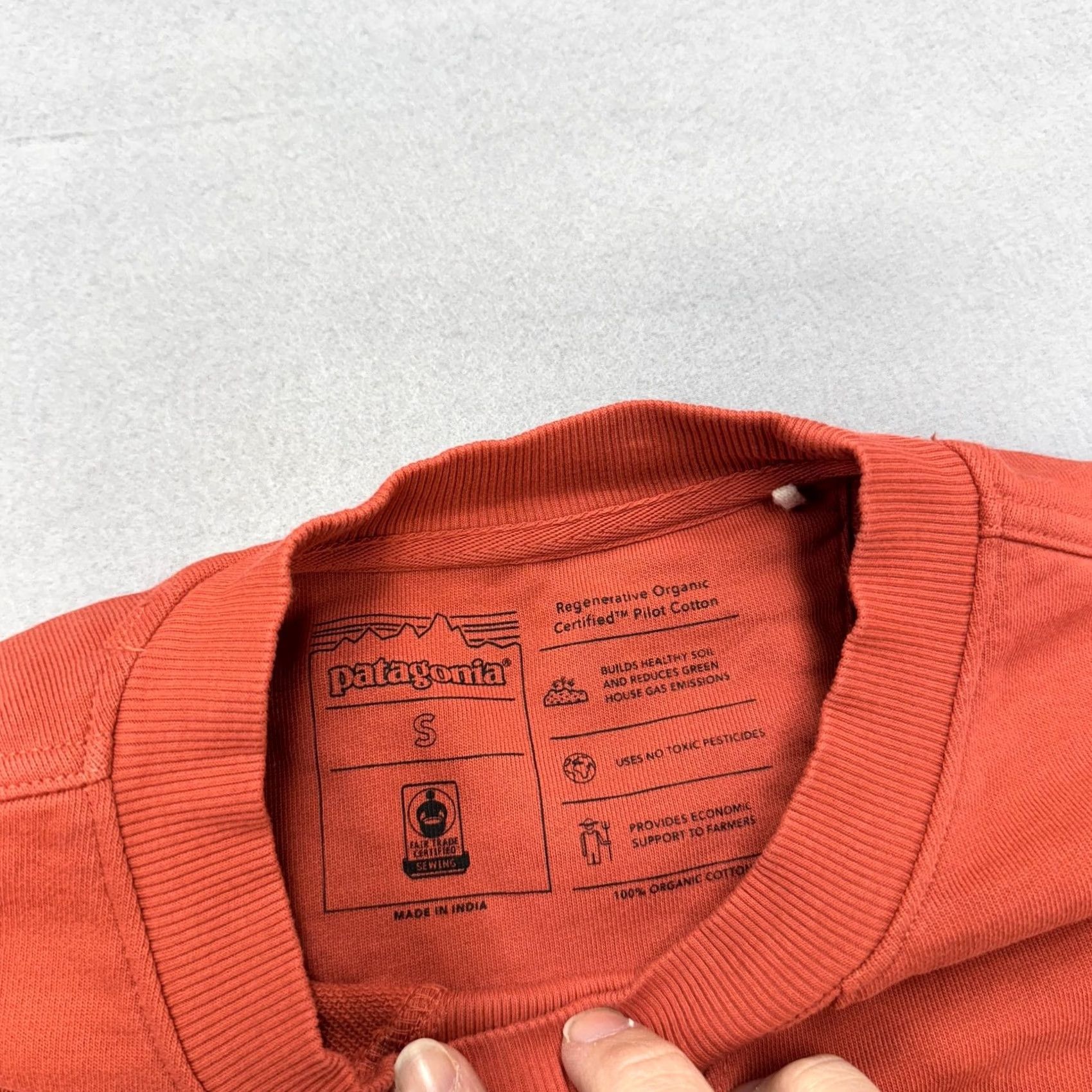 Patagonia Patagonia Sweatshirt Mens Small Orange Organic Cotton Crewneck Fleece Pullover Size US S / EU 44-46 / 1 - 6 Thumbnail