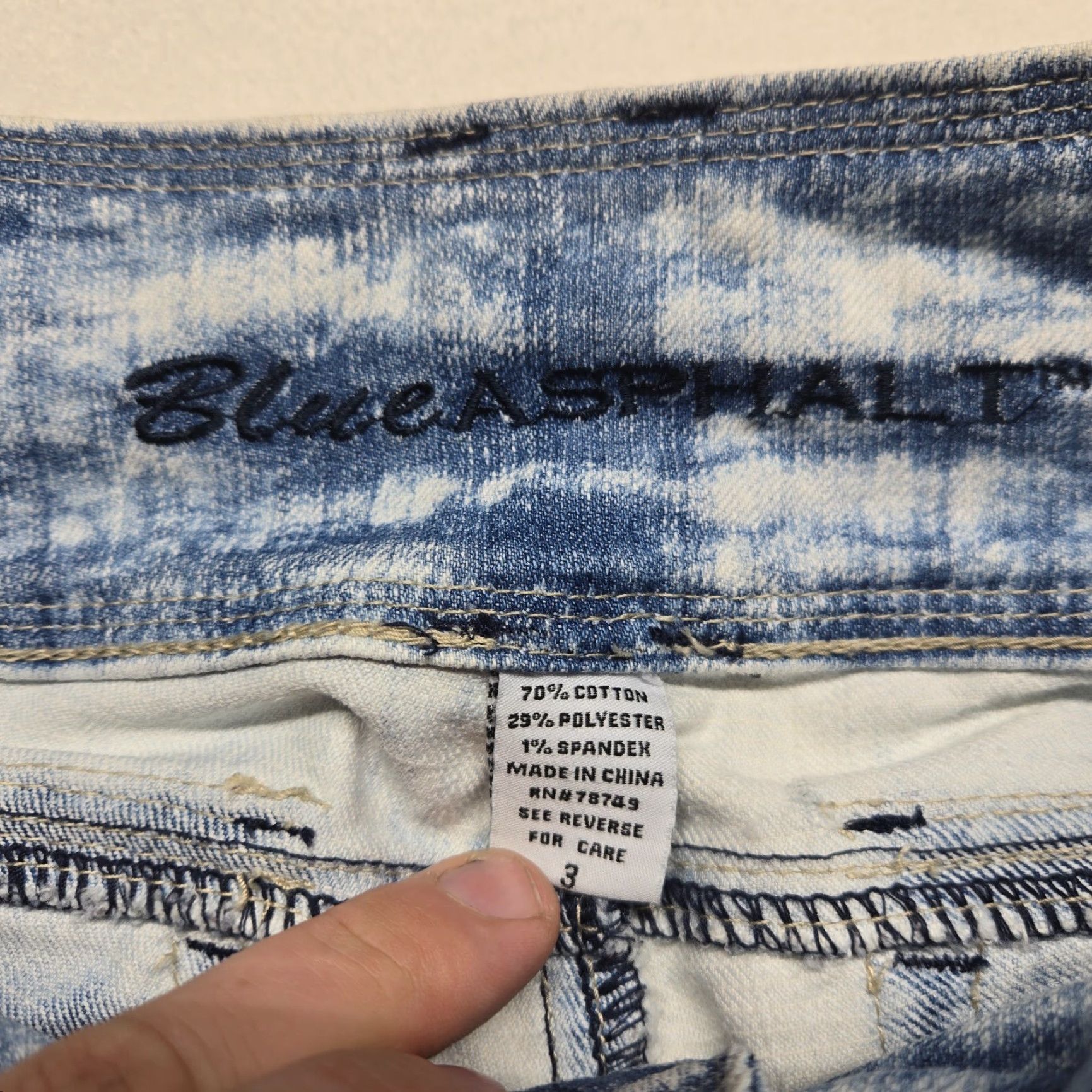Denime Blue Asphalt Light Wash Denim Jeans Women's Size 3 Straight Leg Size 26" / US 2 / IT 38 - 3 Thumbnail