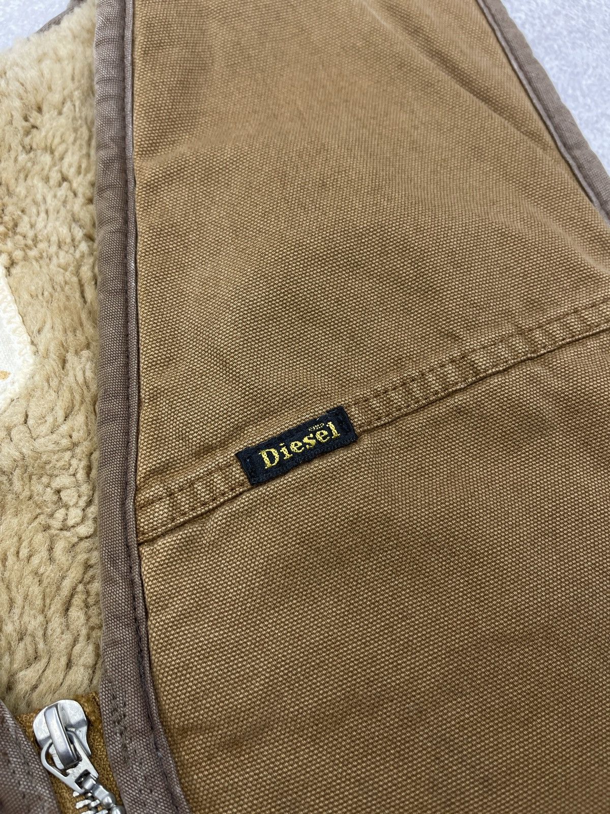 Diesel Vintage Diesel Workwear Vest Deep Pile Beige Made in Italy Size US L / EU 52-54 / 3 - 5 Thumbnail