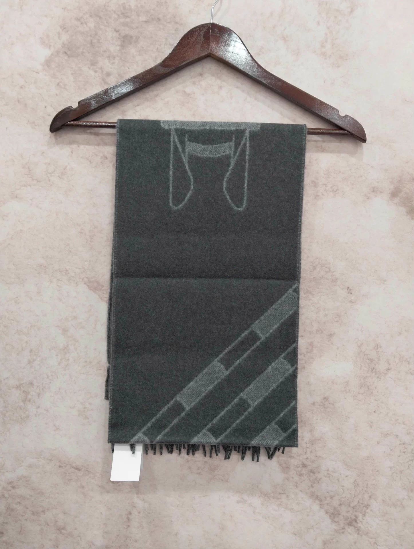 Hermes Hermes Scarf Authentic Size ONE SIZE - 2 Thumbnail