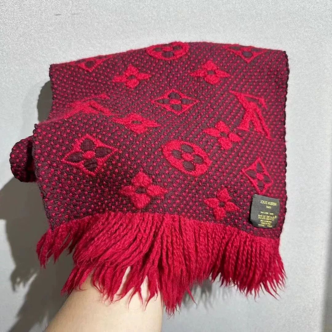 Louis Vuitton Louis Vuitton Red Scarf one size Men Size ONE SIZE - 1 Thumbnail