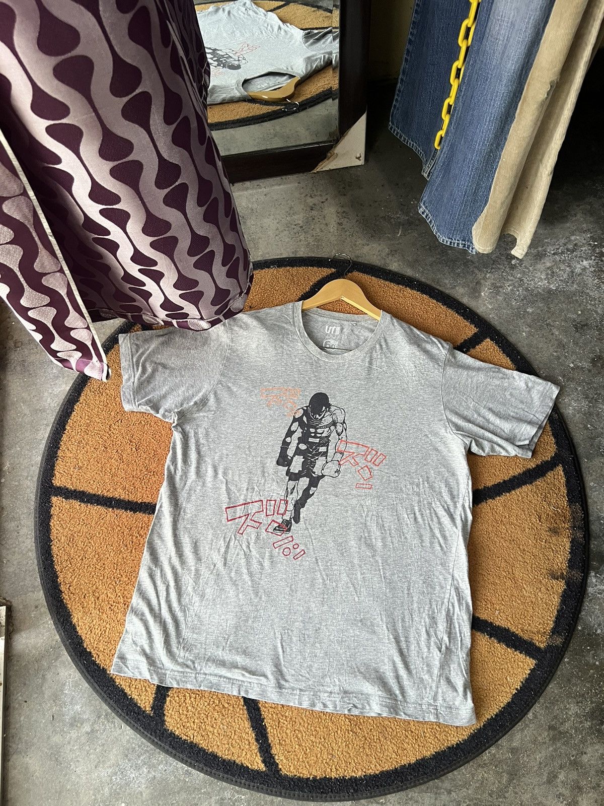 Anime 🔥Uniqlo Anime Hajime No Ippo Tees Size US L / EU 52-54 / 3 - 2 Thumbnail