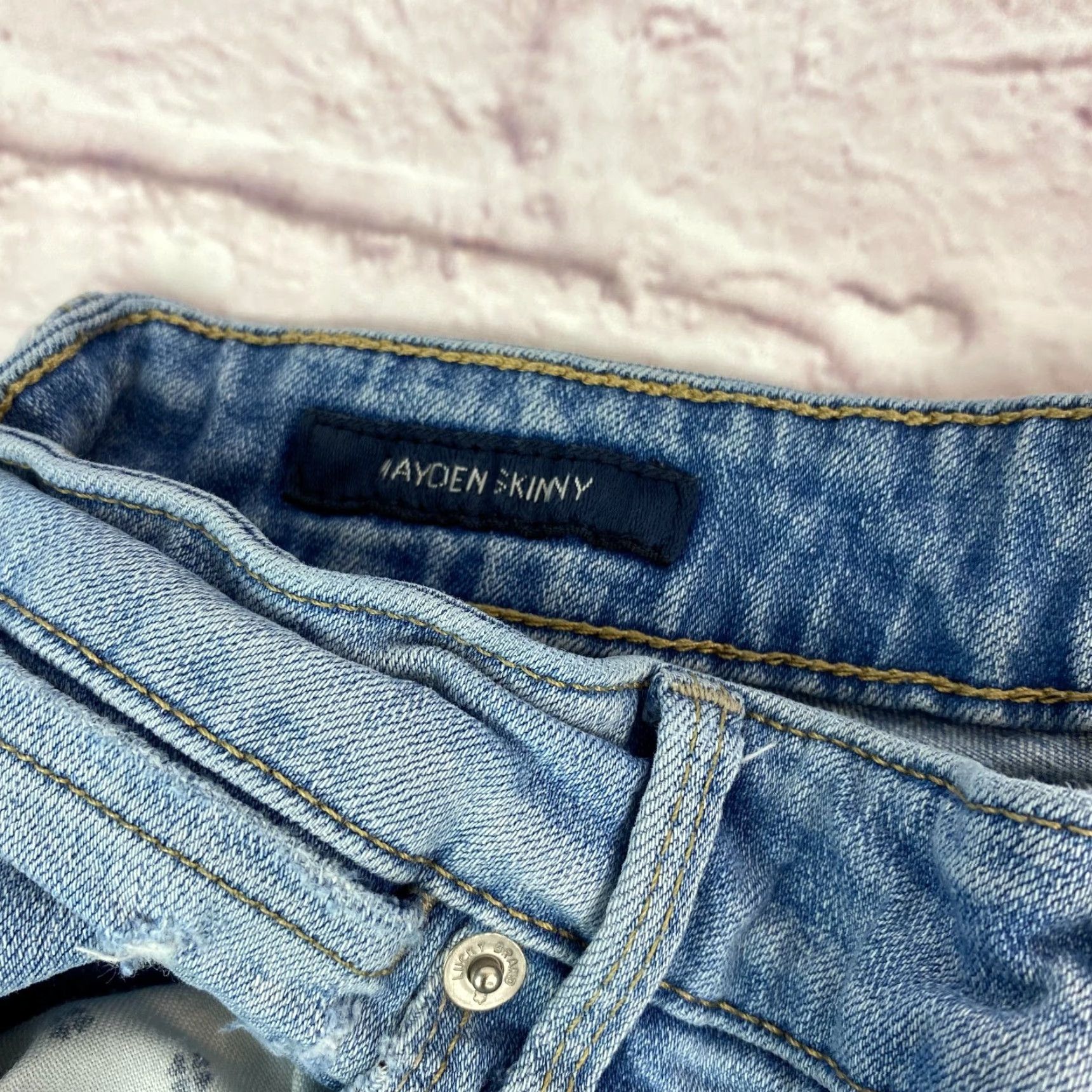 Lucky Brand VINTAGE Lucky Brand Hayden Skinny Jeans Women 4/27 Mid-Rise Medium Wash Blue Distressed Denim Size 27" / US 4 / IT 40 - 3 Thumbnail