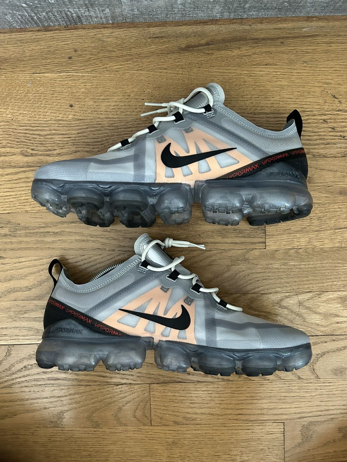 Nike Vapormax 2019 Wolf Grey Size US 11.5 / EU 44-45 - 2 Thumbnail