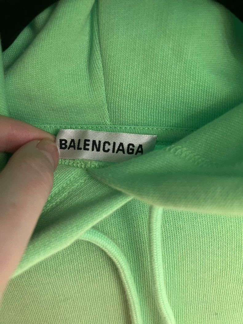 Balenciaga Balenciaga Green Charity Hoodie with Tags Size M, In Stock Size US M / EU 48-50 / 2 - 2 Thumbnail
