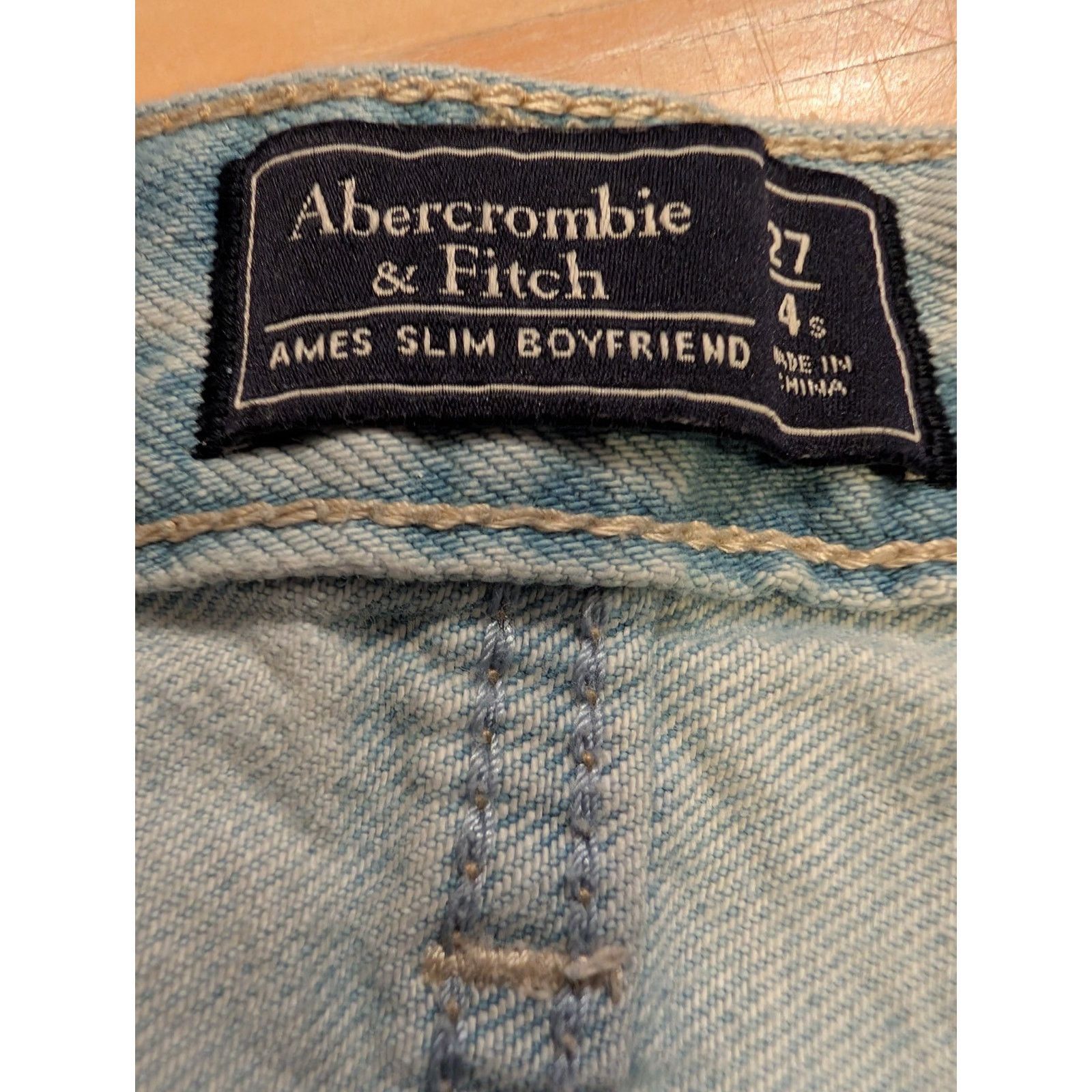 Abercrombie & Fitch Wms Abercrombie & Fitch Ames Slim Stone Jeans Distress Hole Size 27" / US 4 / IT 40 - 7 Thumbnail