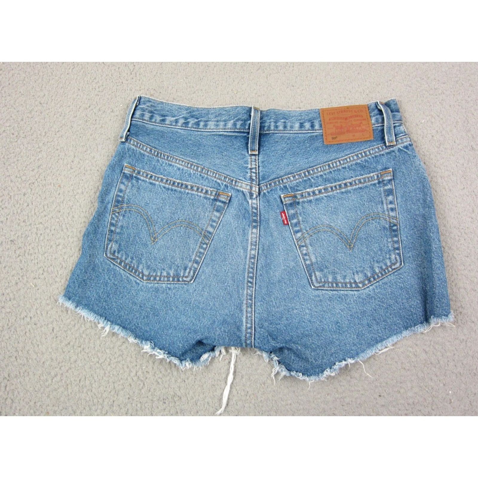 Levi's Levis 501 Jean Shorts Womens 28 Blue Denim Distressed Button Fly Big E Cut Off Casual 5-Pocket 70s 80s 90s Mens Womens Boys Girls Size 28" / US 6 / IT 42 - 7 Thumbnail