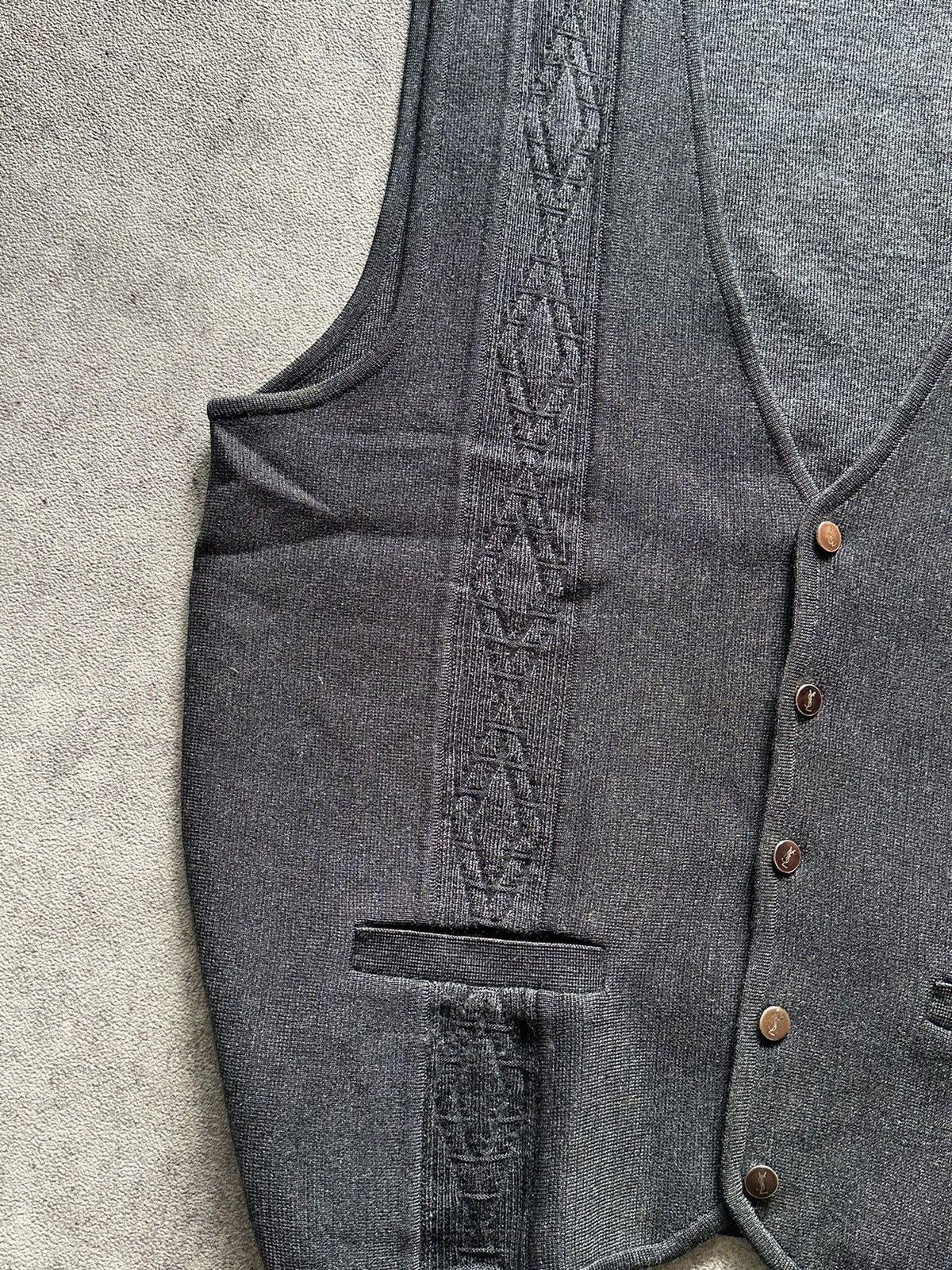 Saint Laurent Paris 90s Yves Saint Laurent Knit Wool Patterned Vest Size US M / EU 48-50 / 2 - 3 Thumbnail