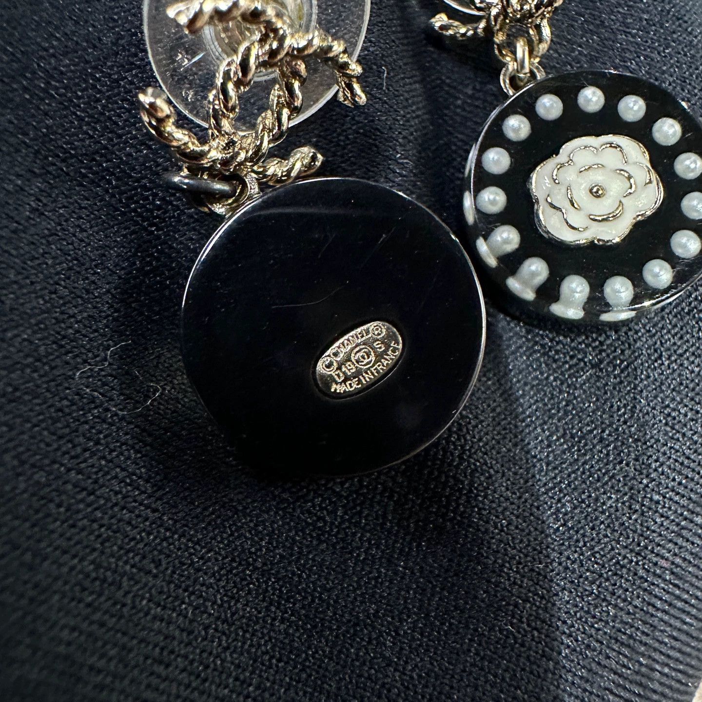 Chanel Chanel mar487 Camellia Logo Earrings Size ONE SIZE - 3 Thumbnail