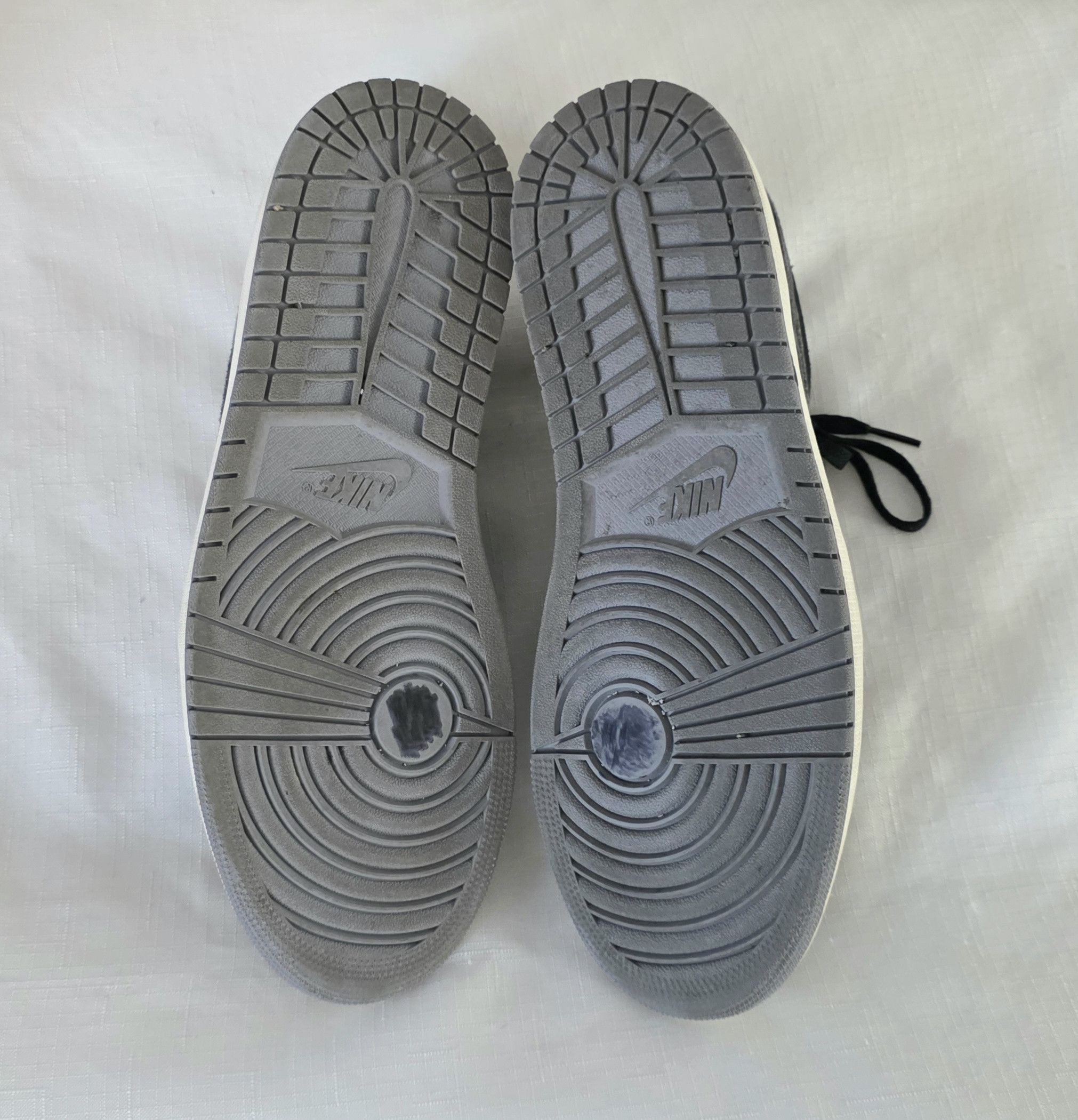 Jordan Brand Nike X Air Jordan 1 Low SE Craft 'Inside Out" Black Gray 12 Size US 12 / EU 45 - 8 Thumbnail