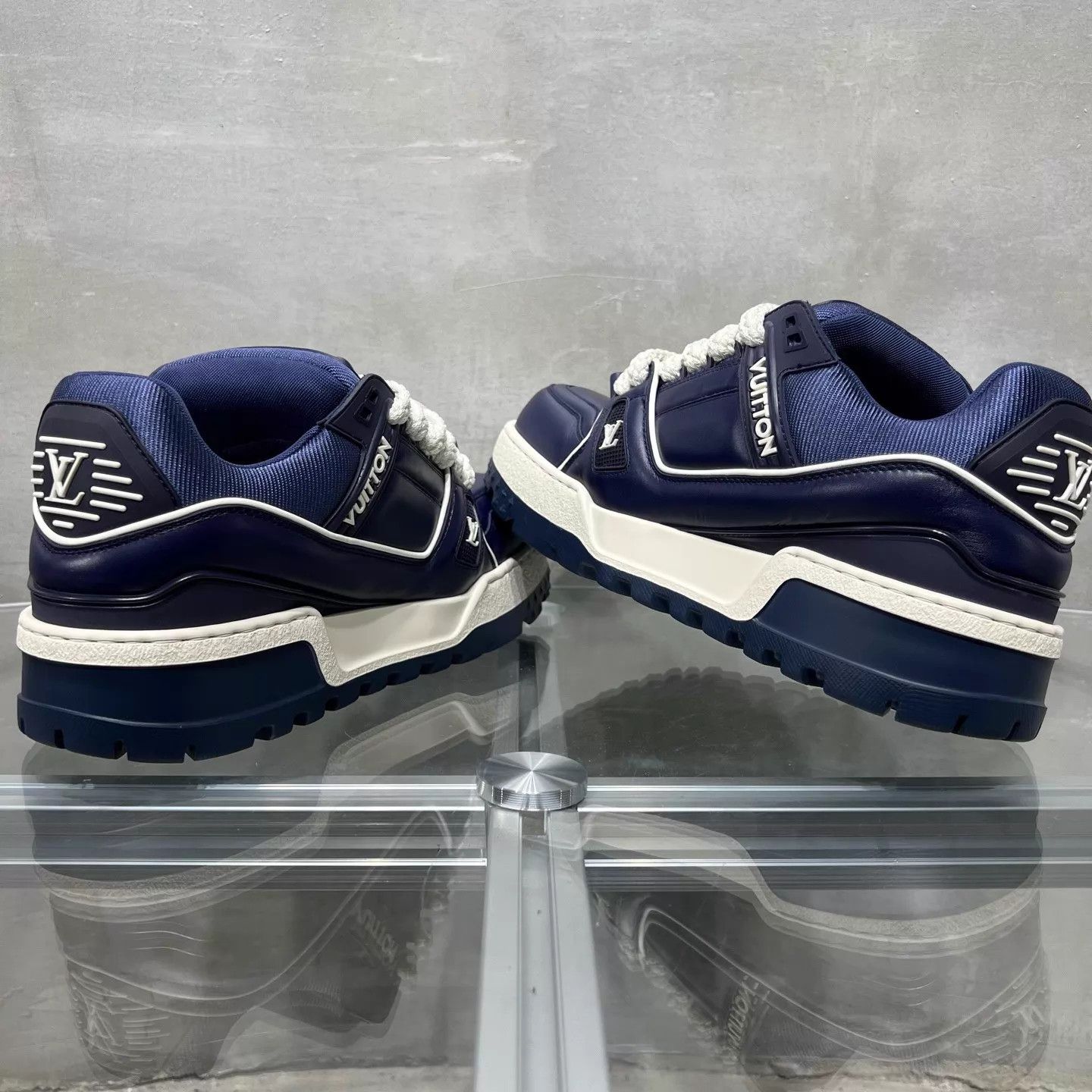 Louis Vuitton LV Trainer maxi Valentine's Day Blue Pudgy UK6 40 Size US 7 / EU 40 - 5 Thumbnail