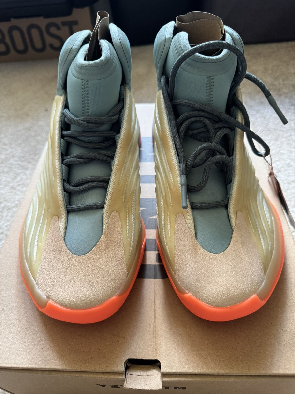adidas gazelle silver green womens adidas Yeezy QNTM Hi-Res Orange main image 0