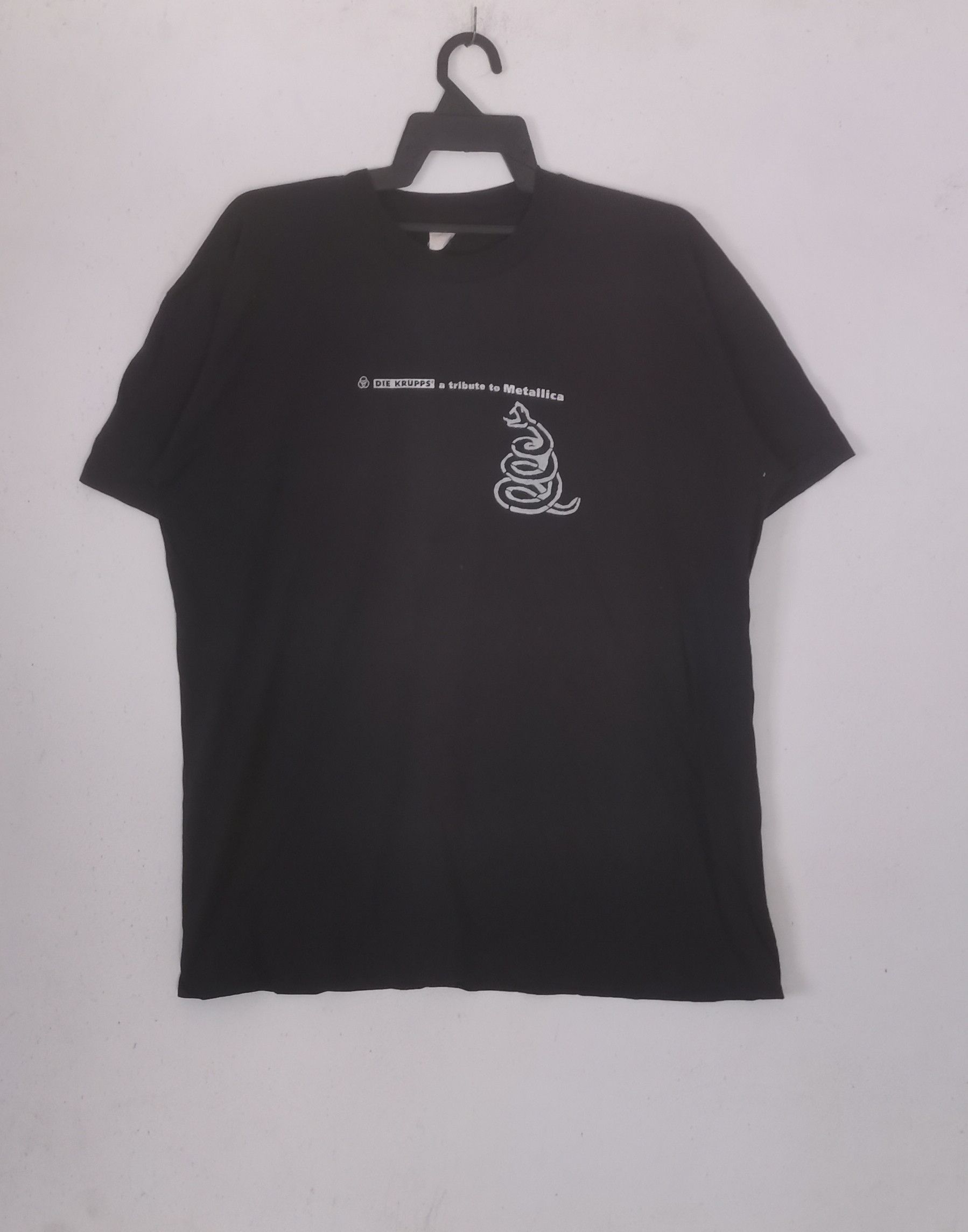 Metallica × Vintage Rare vintage Die Krupps a tribute to Metallica t-shirt Size US XL / EU 56 / 4 - 1 Thumbnail