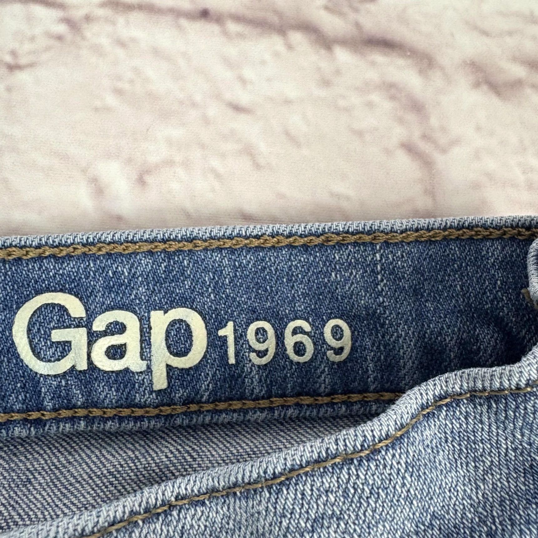 Gap VINTAGE Gap 1969 Jeans Womens 26 Light Wash Mid Rise Straight Stretch Denim 28 x 28 Size 26" / US 2 / IT 38 - 6 Thumbnail