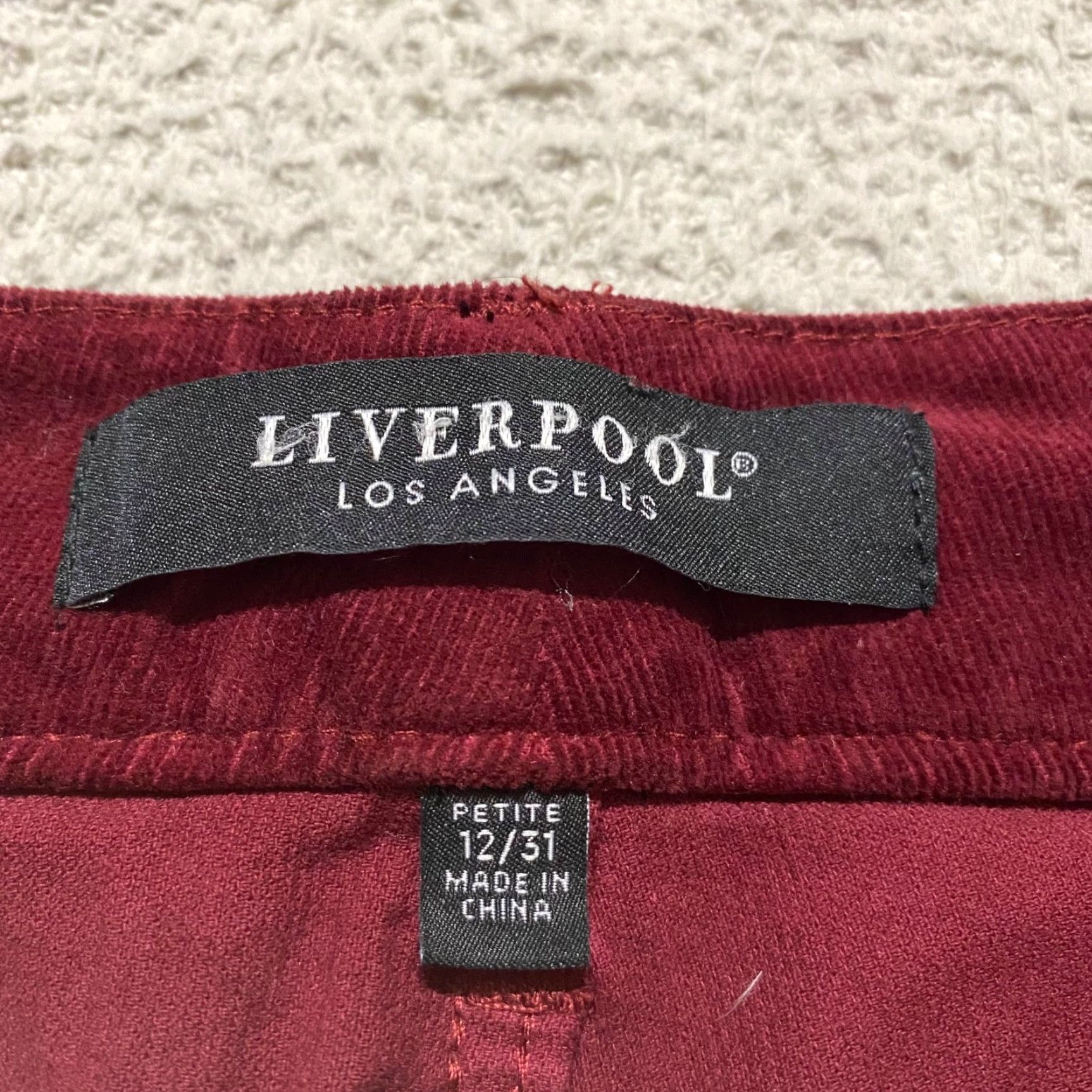 Vintage Liverpool Womens sz 12 Jeans Red Corduroy Wide Leg Crop High Rise Crop Dark Wash Size 34" / US 12 / IT 48 - 3 Thumbnail