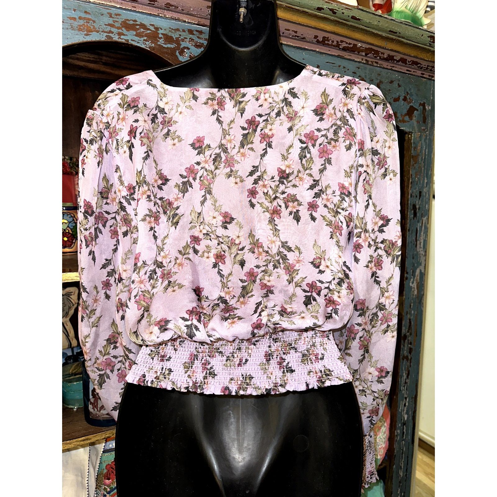 INTERMIX ELIN FLORAL 100% SILK TOP S/M
