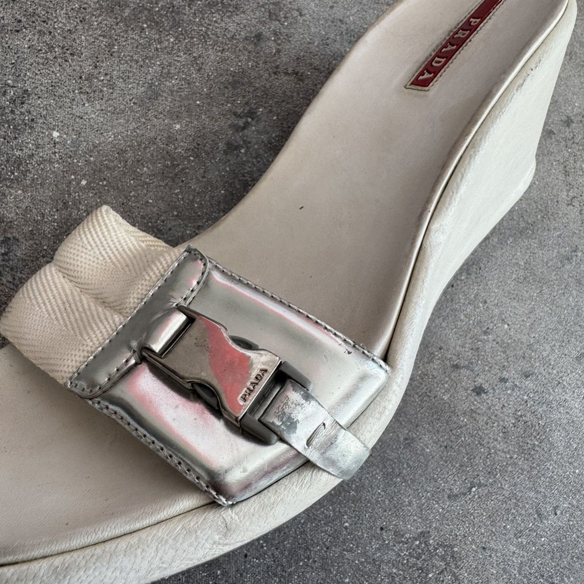 Prada Prada 2000’s Vintage Cute Platform Sandals Size US 7 / IT 37 - 9 Thumbnail