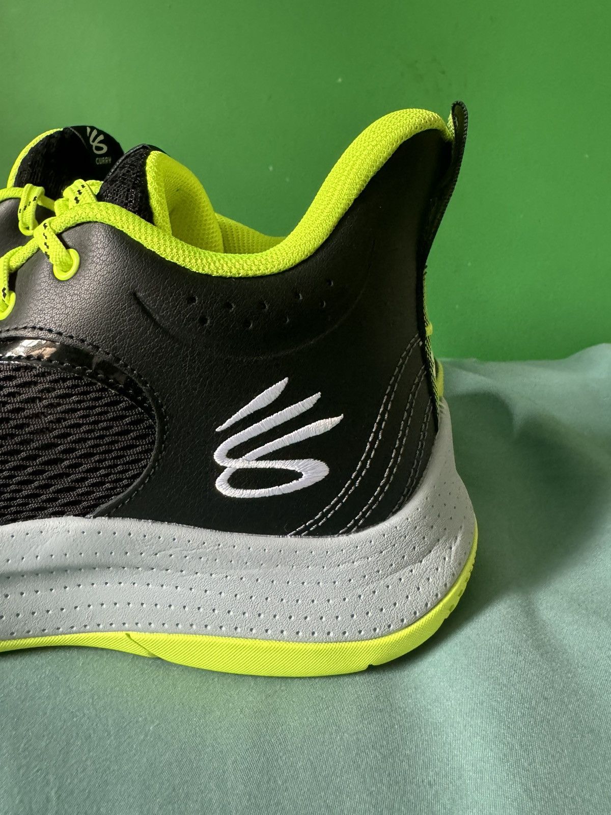 Under Armour Under Armour Curry 3Z6 2022 Size US 8.5 / EU 41-42 - 2 Thumbnail