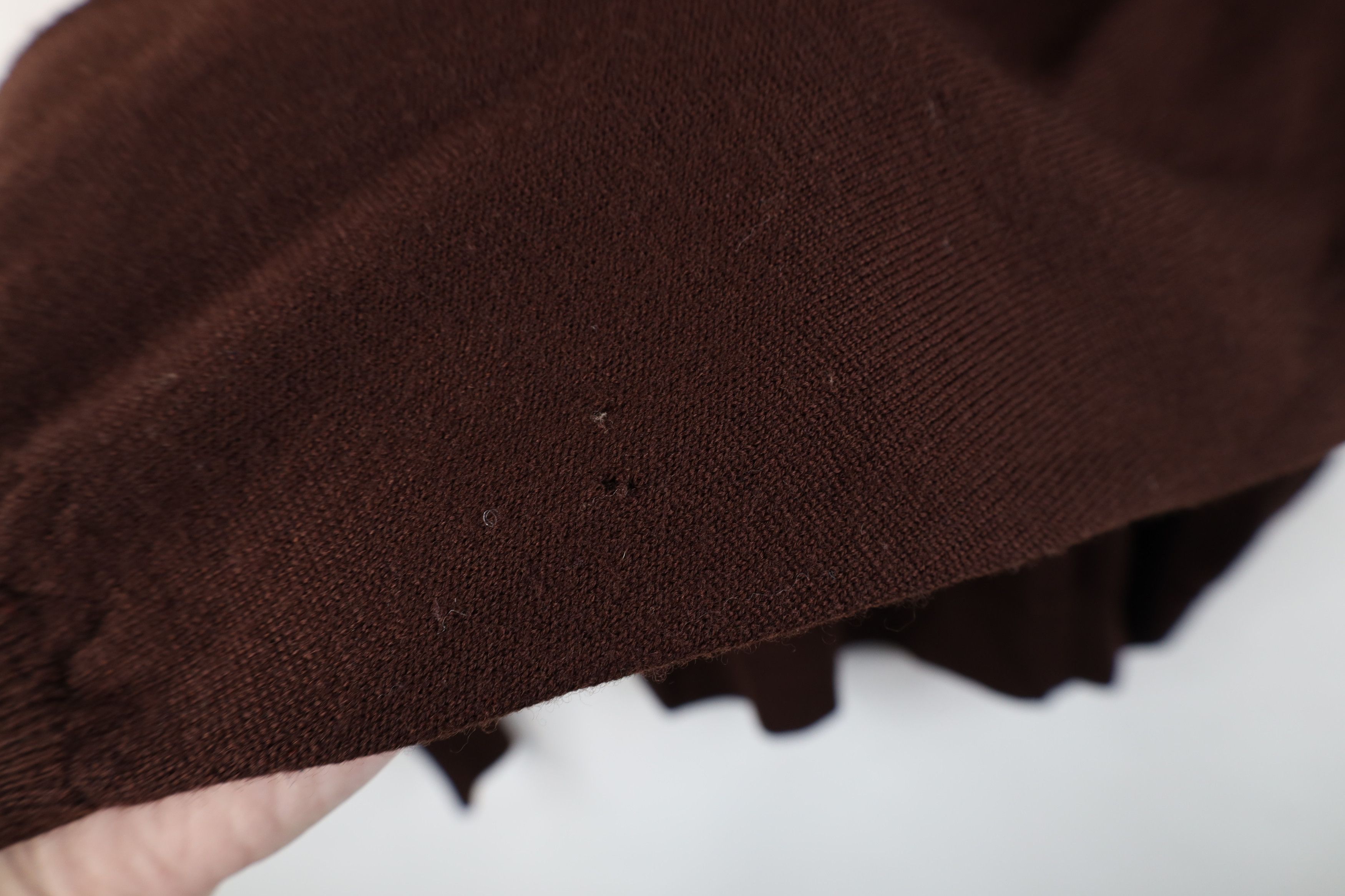 Vintage Vintage 90s Streetwear Blank Merino Wool Knit Sweater Size US L / EU 52-54 / 3 - 10 Thumbnail