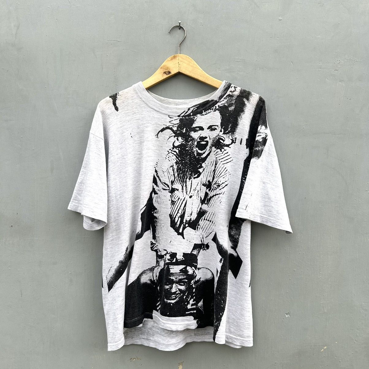 Vintage Vintage 90s Tshirt Marilyn Monroe AOP Builtup Size US L / EU 52-54 / 3 - 1 Thumbnail