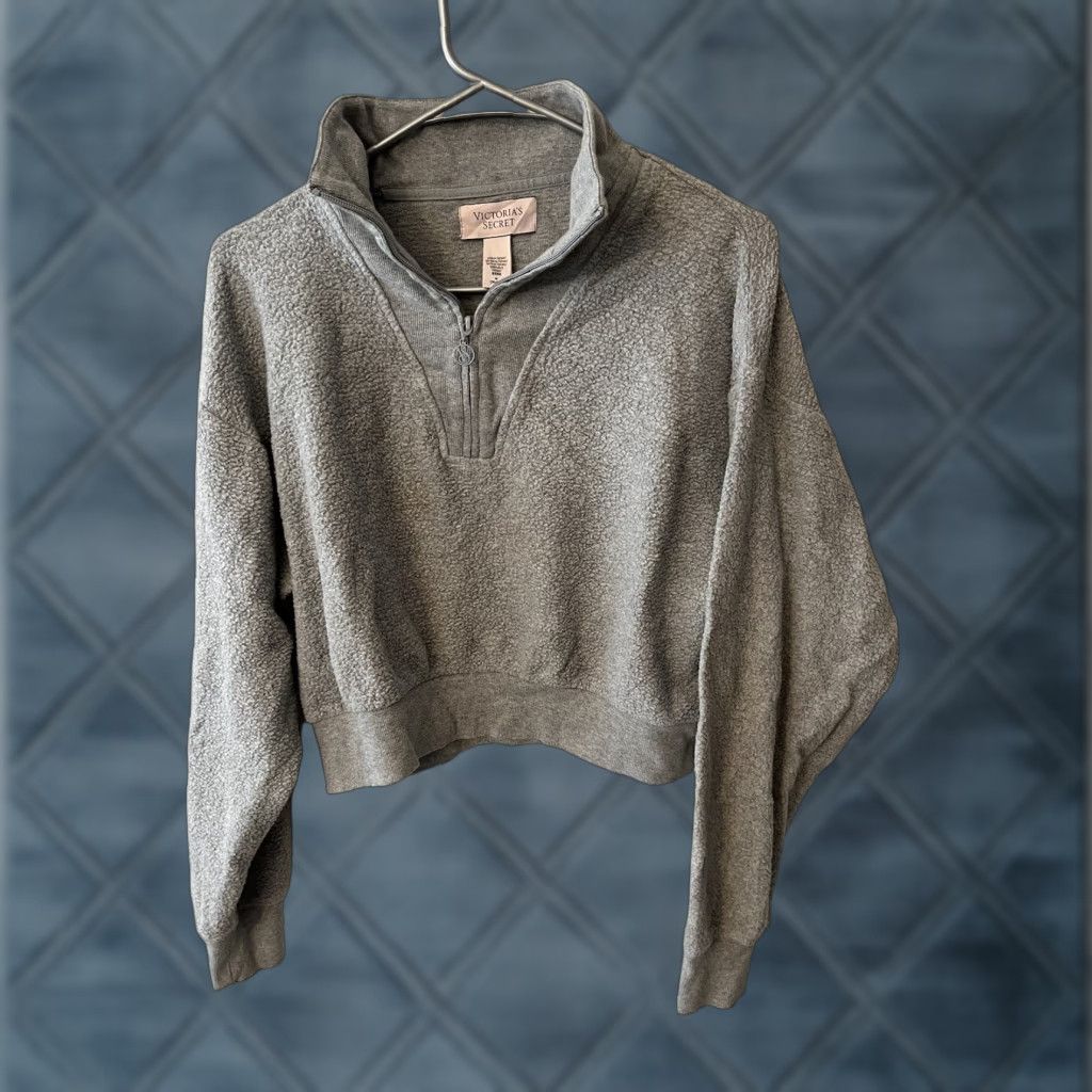 Victoria's Secret Victoria's Secret Sherpa GRAY Quarter Zip Cropped Women SZ. MEDIUM Size M / US 6-8 / IT 42-44 - 1 Thumbnail