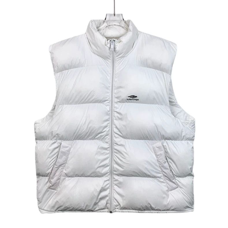 Balenciaga Balenciaga size 48 White logo printed zipper down jacket v Size M / US 6-8 / IT 42-44 - 1 Thumbnail