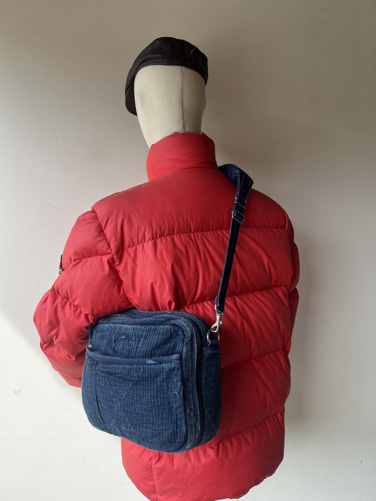 Porter Classic Porter Classic X Muatsu Fade Indigo Newton Sashiko Sling Bag Size ONE SIZE - 4 Thumbnail