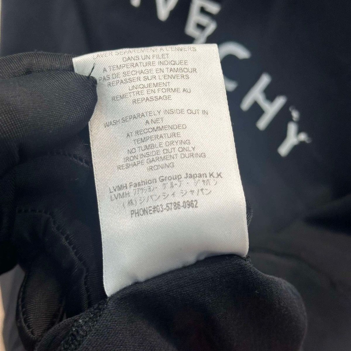 Givenchy GIVENCHY LOGO T SHIRT Size US XS / EU 42 / 0 - 5 Thumbnail